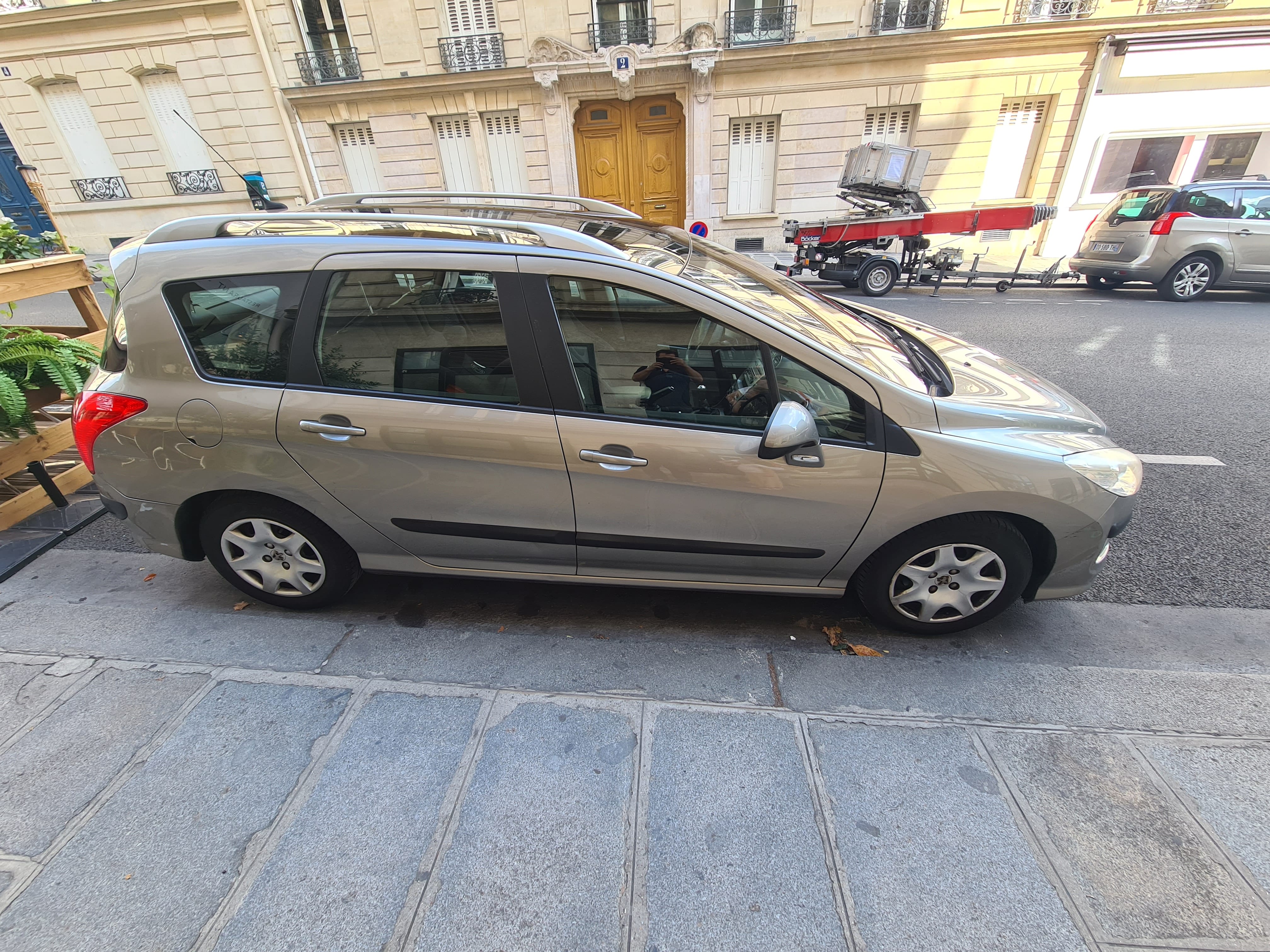 Peugeot 308 SW met Autostoel baby