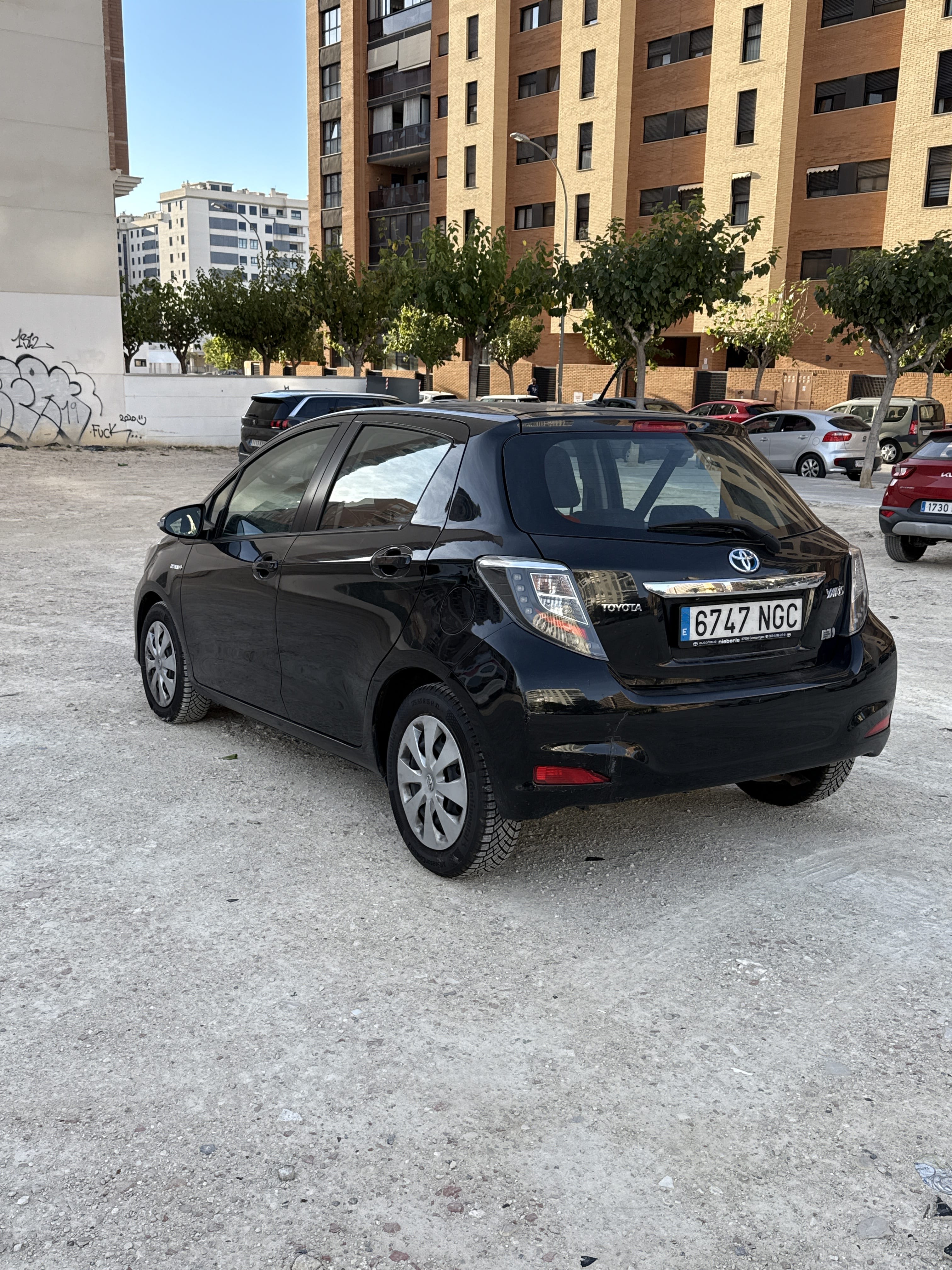 Toyota Yaris Híbrido Automatic con GPS