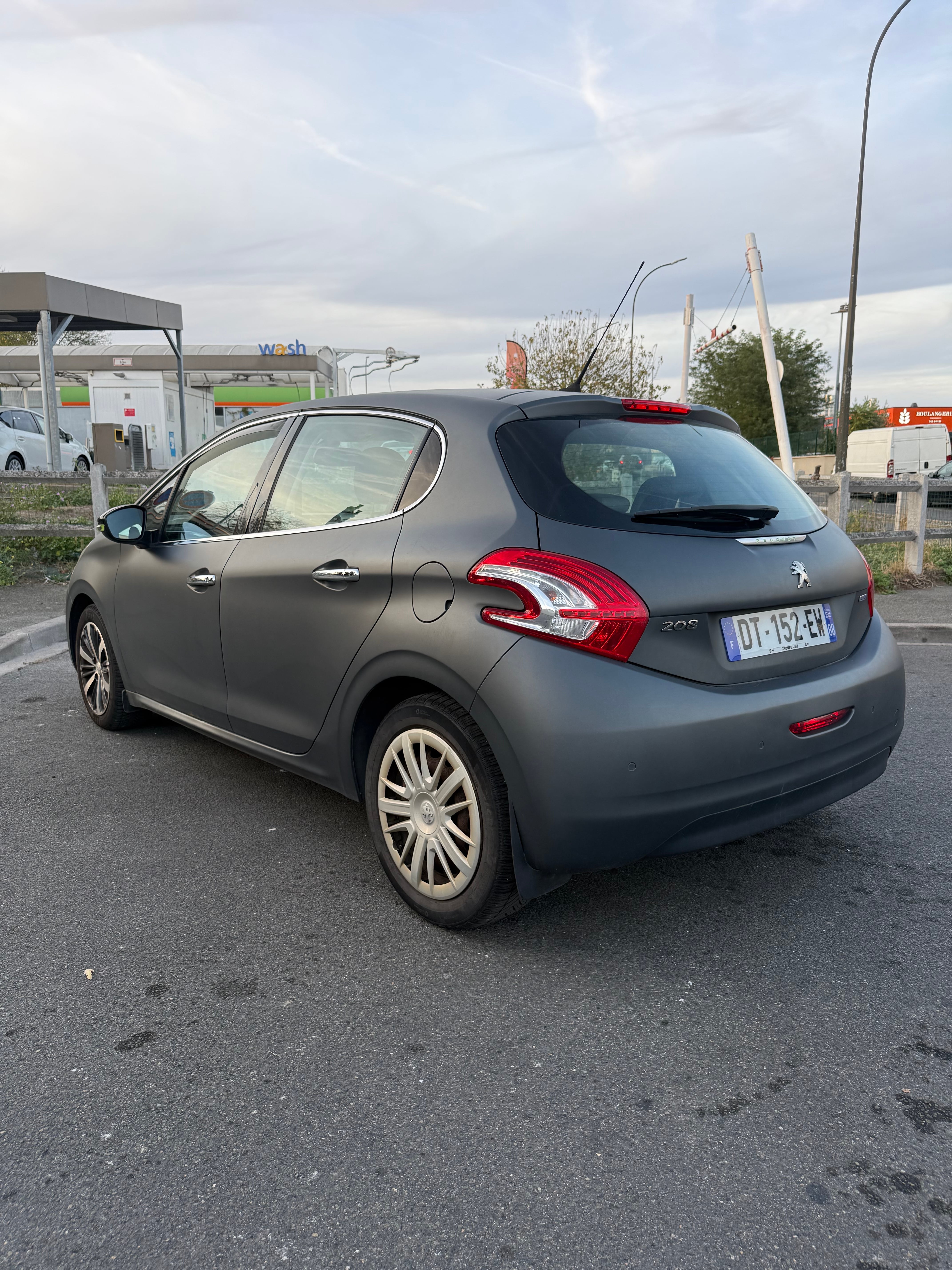 Peugeot 208 avec Climatisation