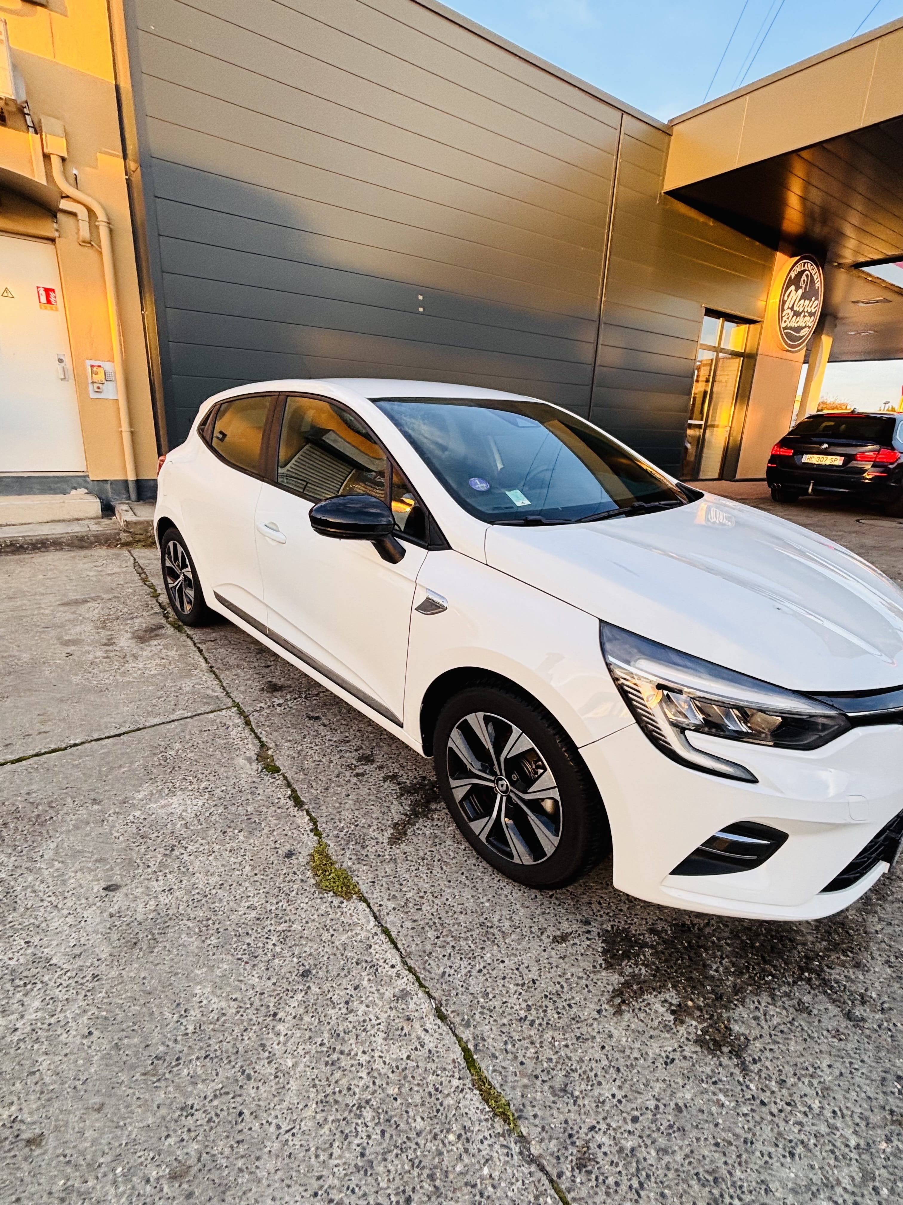 Renault Clio Boîte auto , hybride mit Apple CarPlay
