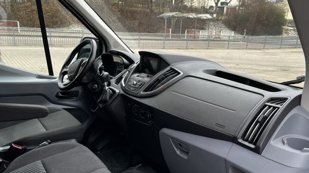 Ford Transit 350 L3H3 mit Anhängerkupplung