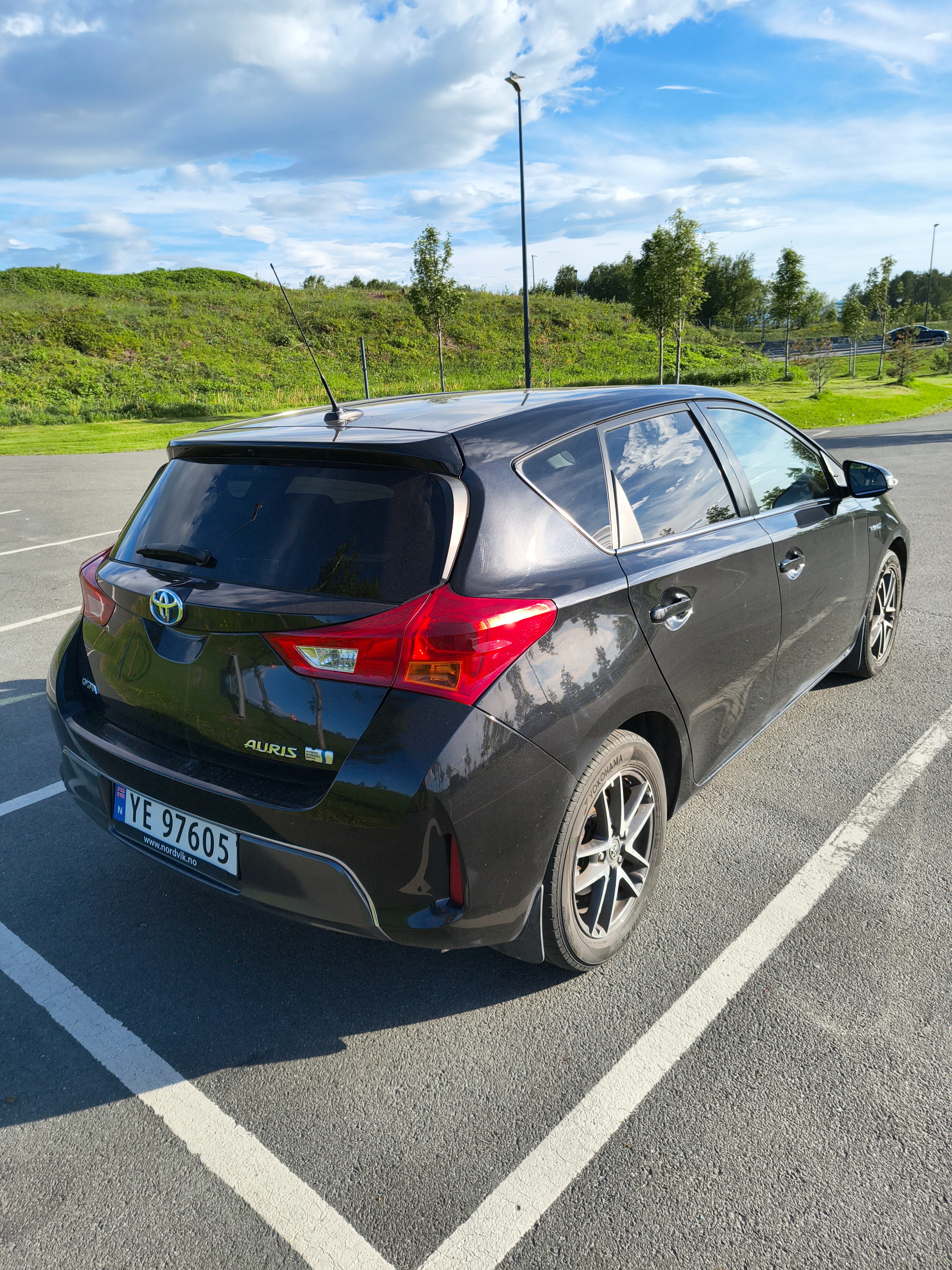 Toyota Auris Hybrid 1.8 med Bluetooth audio