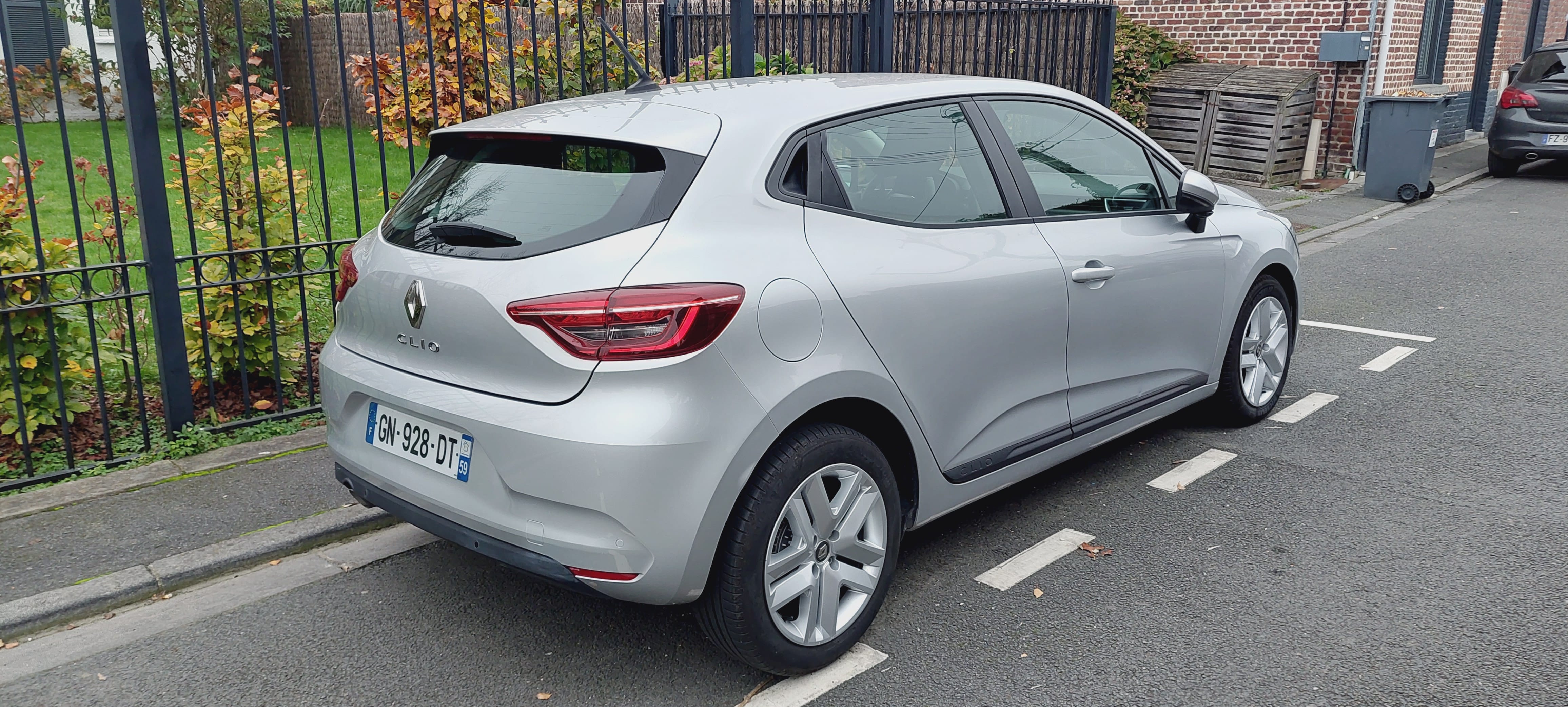 Renault Clio V TCE90 avec Android Auto