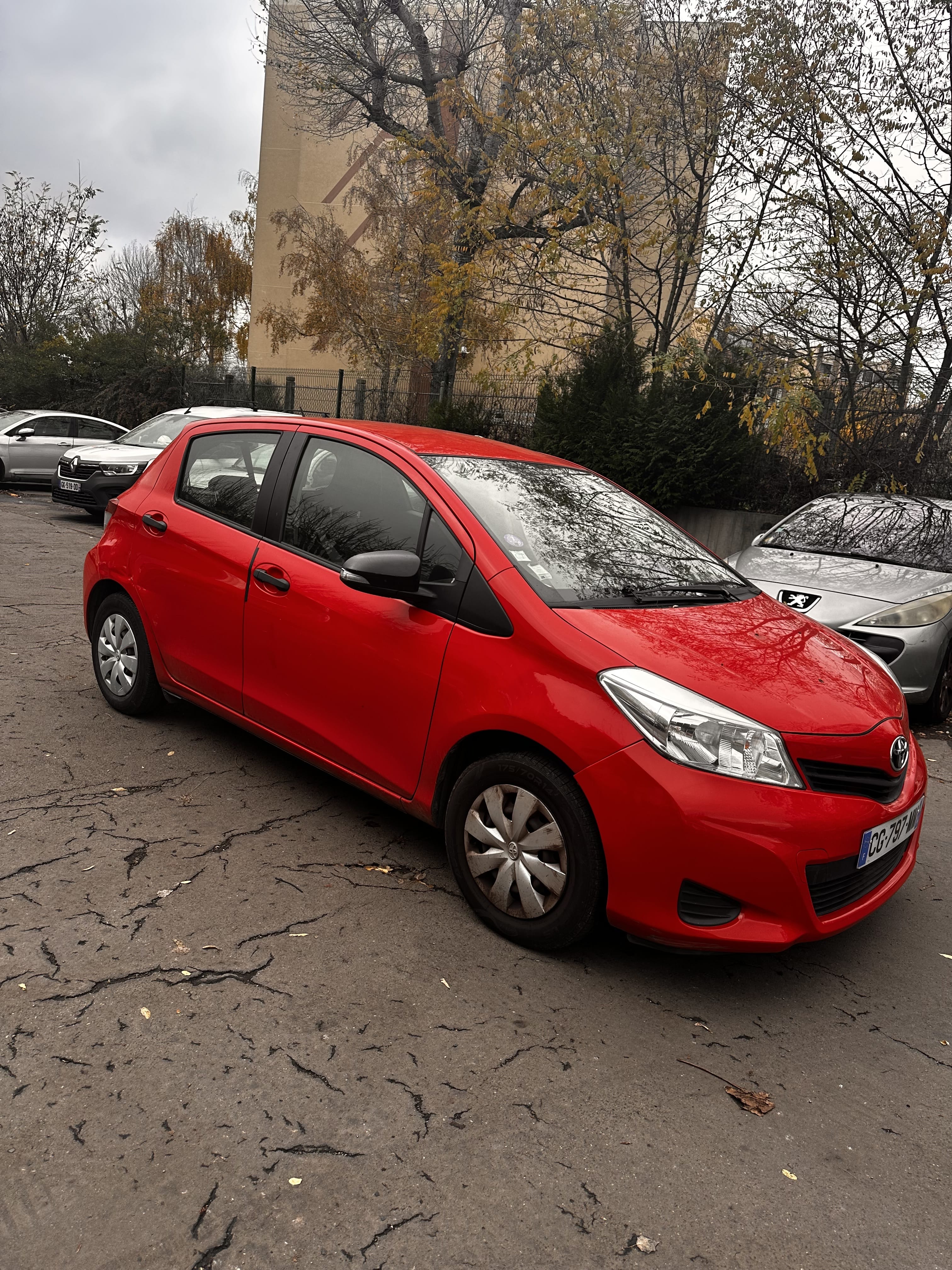 Toyota Yaris, 2012, Essence 95