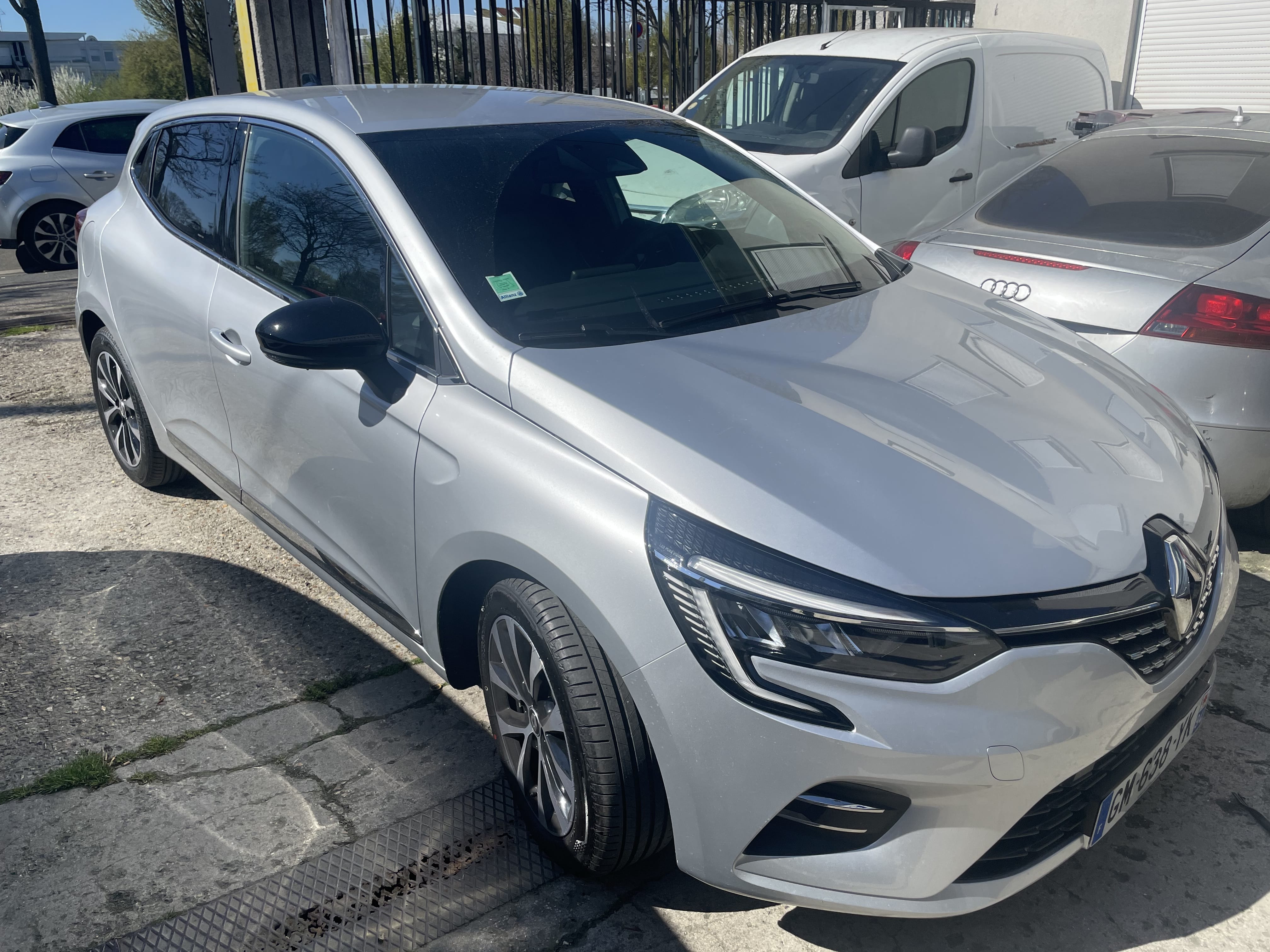 Renault Clio avec Climatisation
