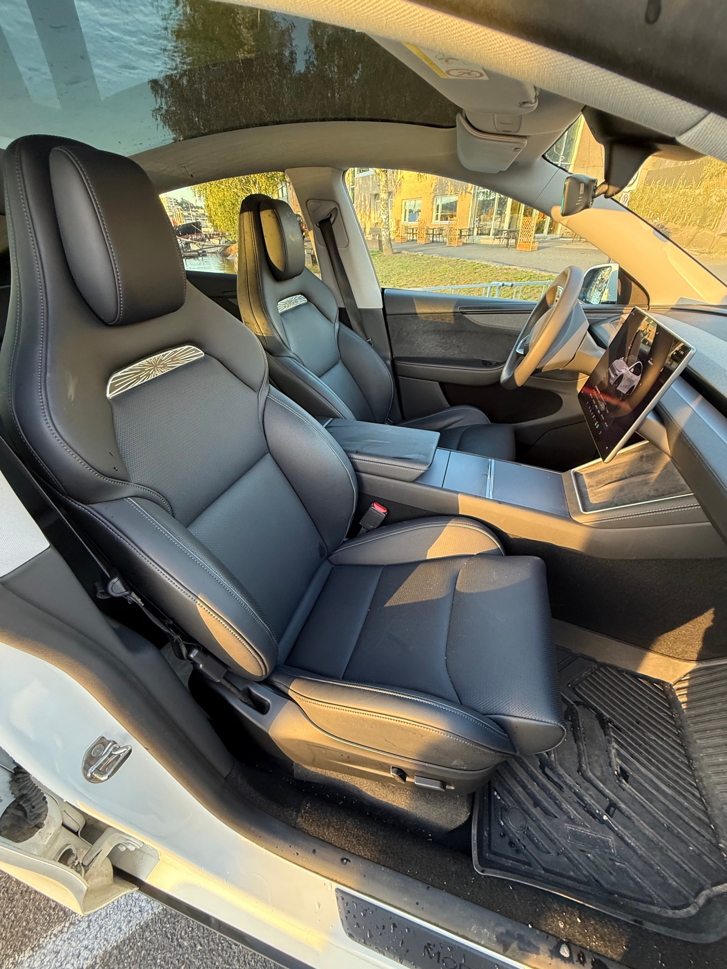 Tesla Model Y Long Range med Ryggekamera