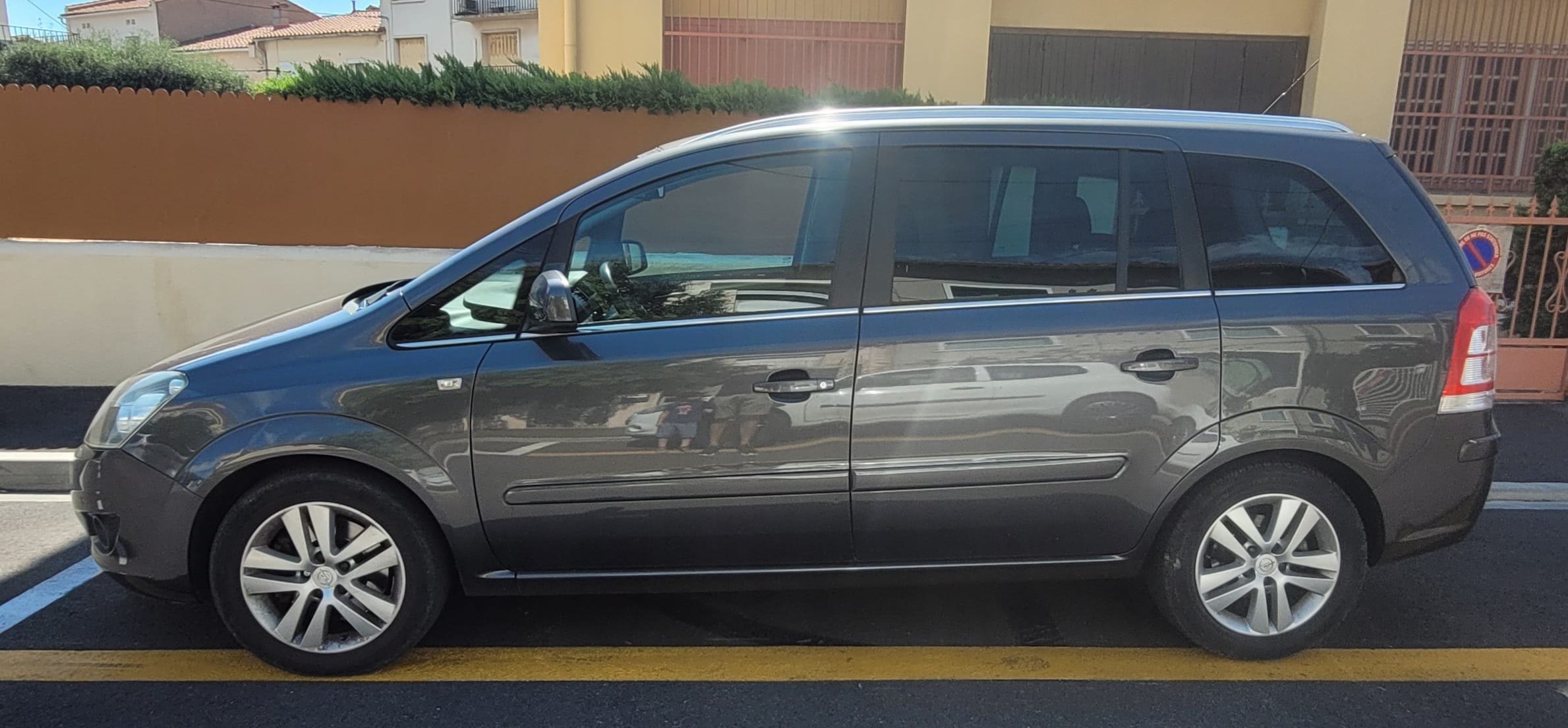 Opel Zafira avec Climatisation