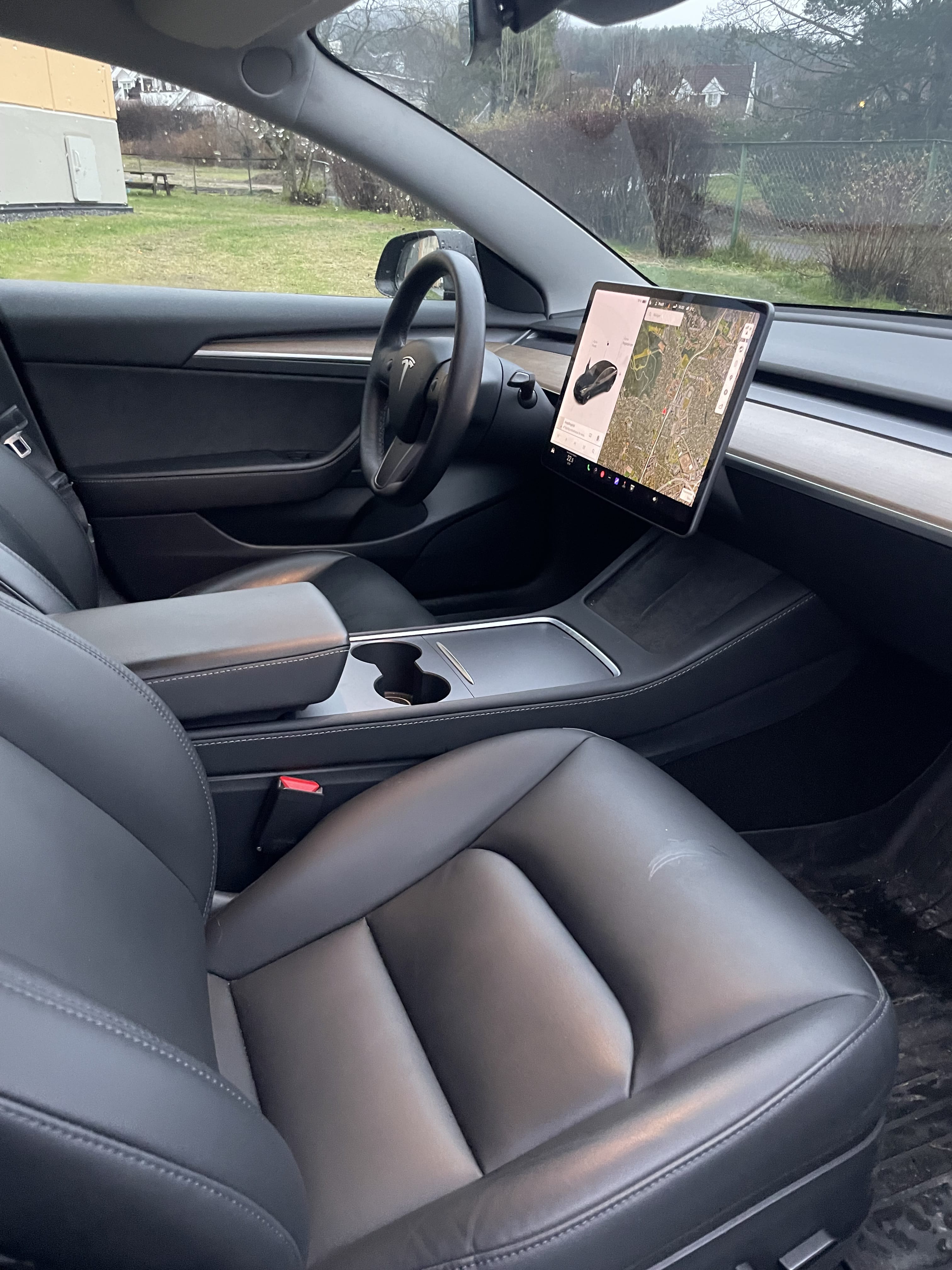 Tesla Model 3 Standard Range Plus with Dashcam