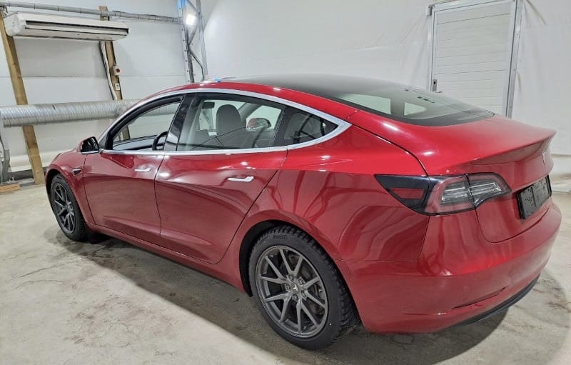 Tesla Model 3 Long Range med Aircondition