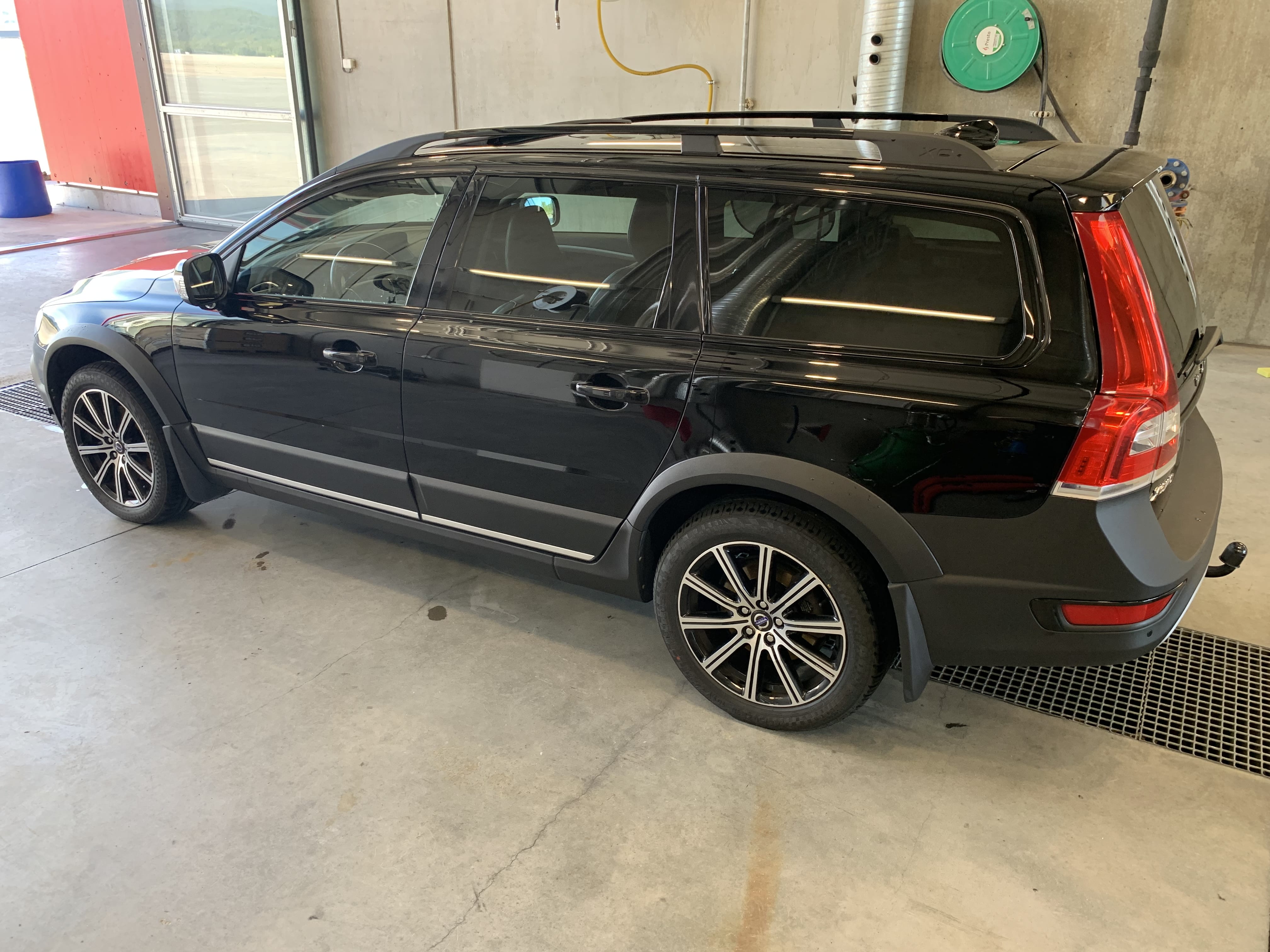 Volvo XC70 2,4 AWD (181 hk) avec Climatisation