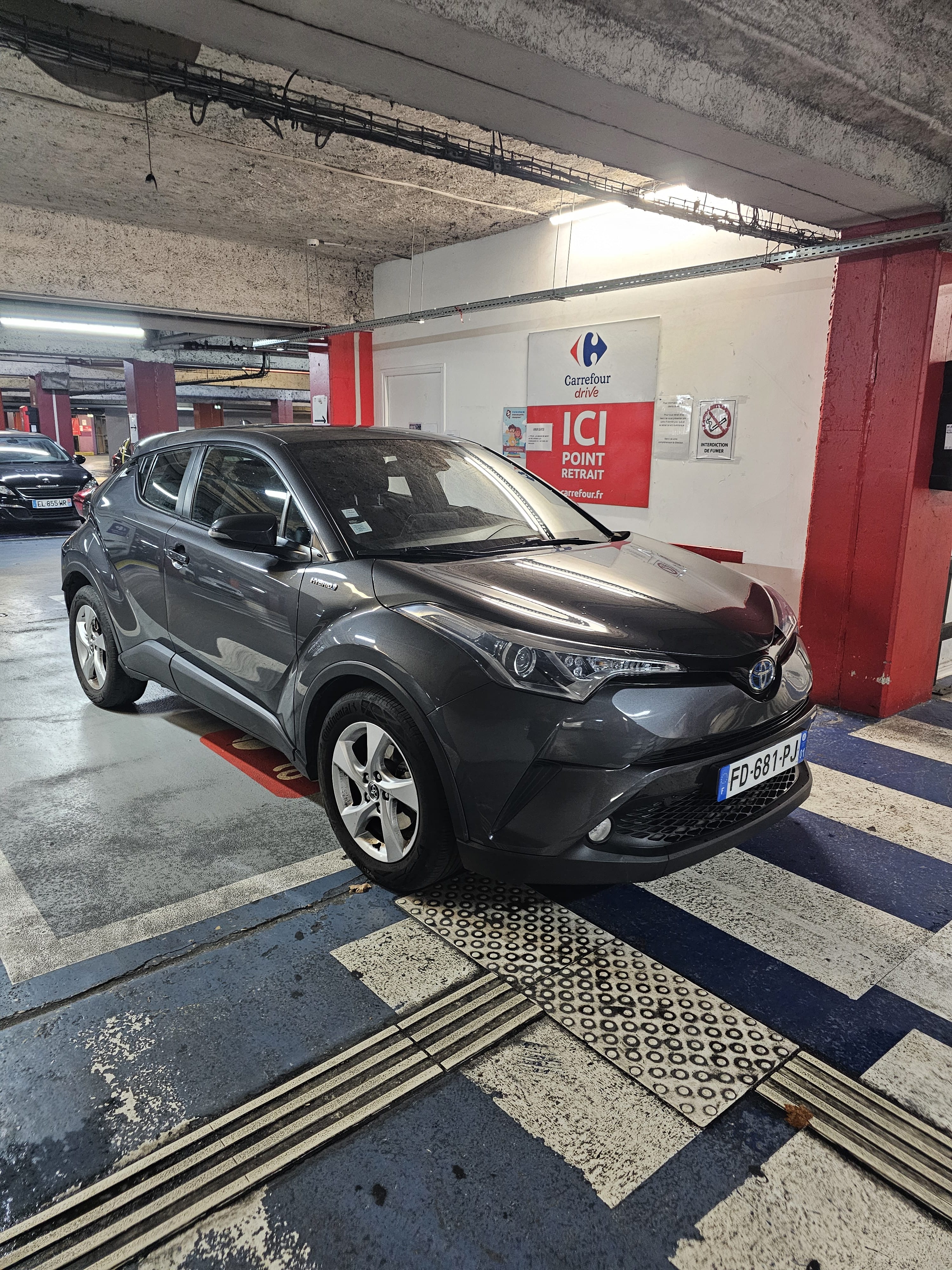 Toyota C-HR Hybrid avec Siège bébé