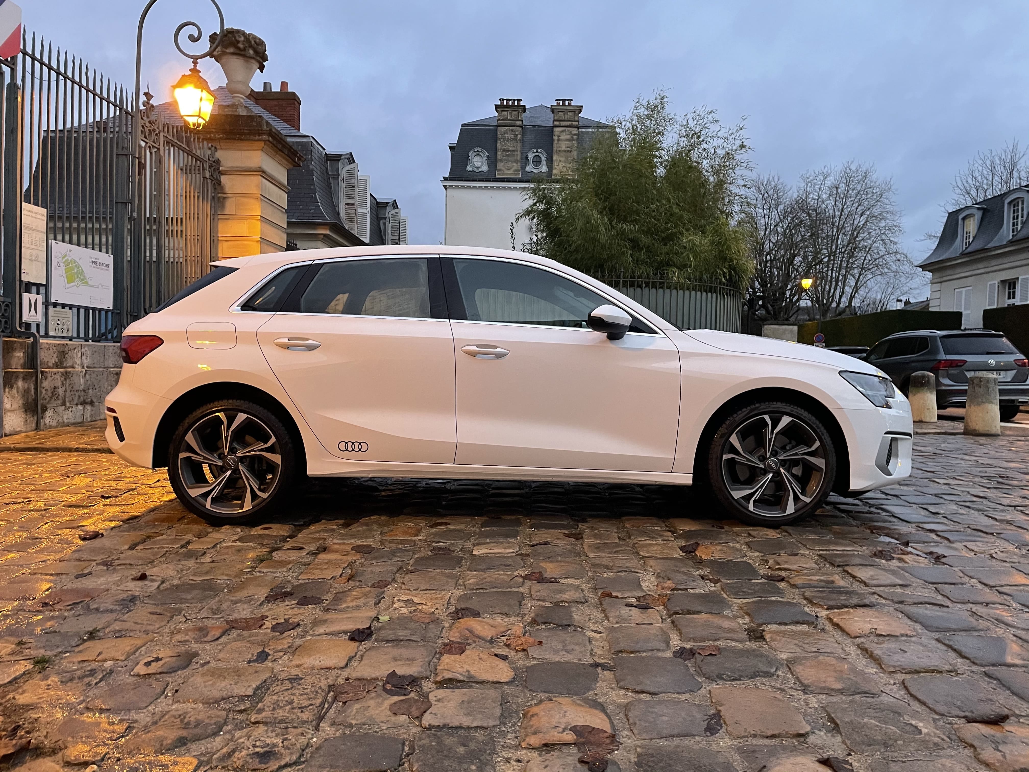 Audi A3 Sportback avec Climatisation