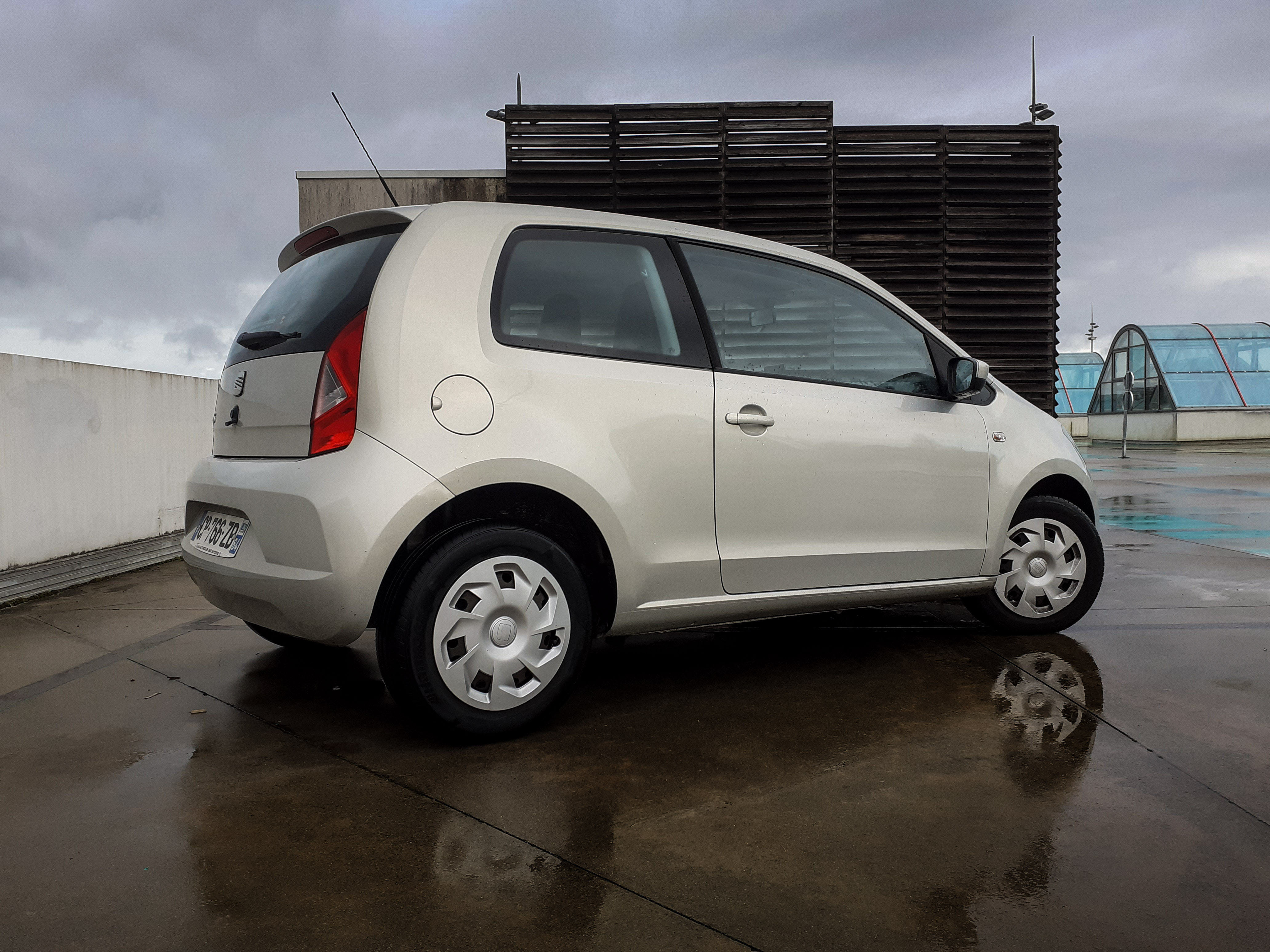 Seat Mii with Audio / iPod input