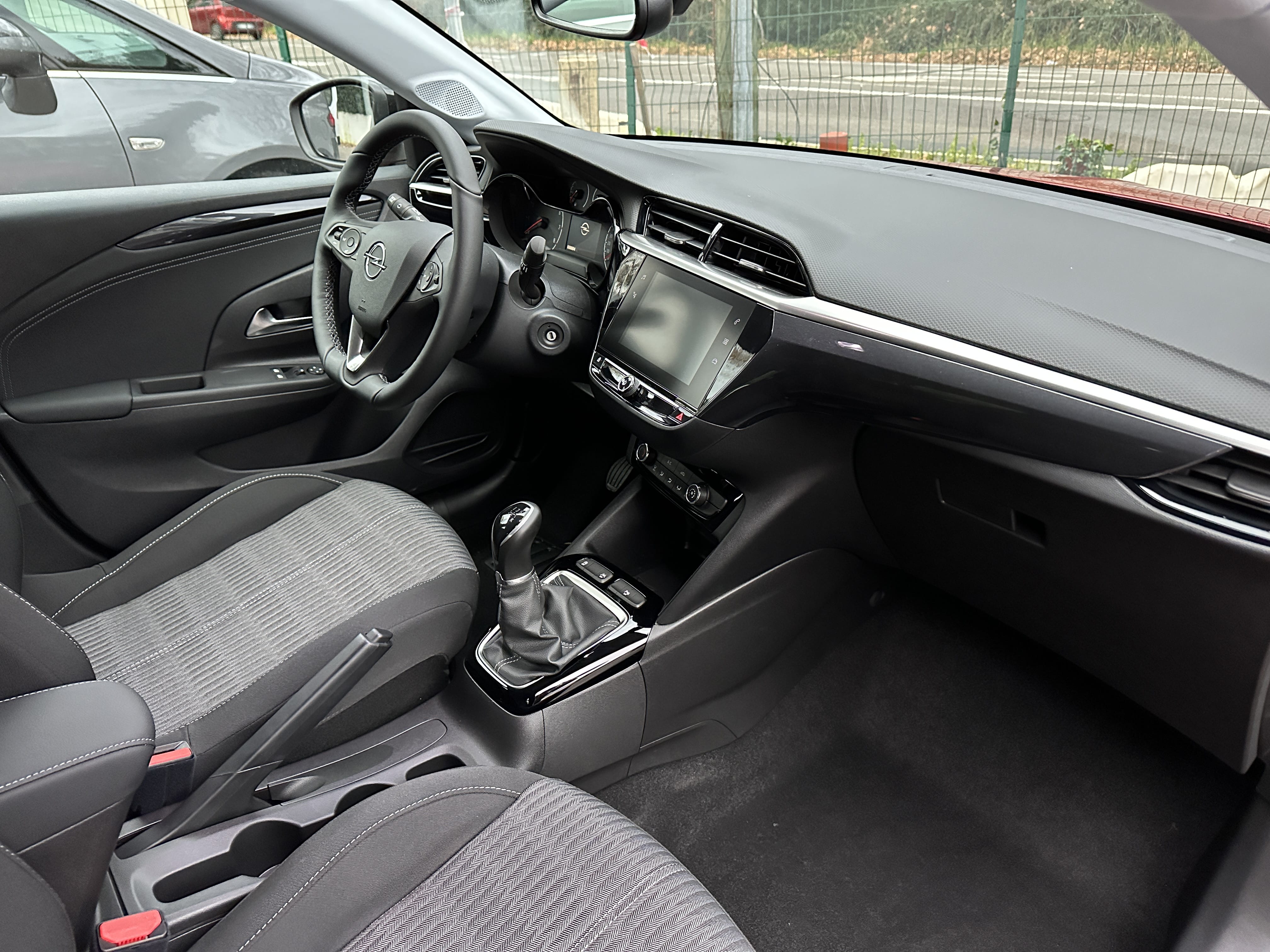 Opel Corsa 1.2 70 ch avec Audio Bluetooth