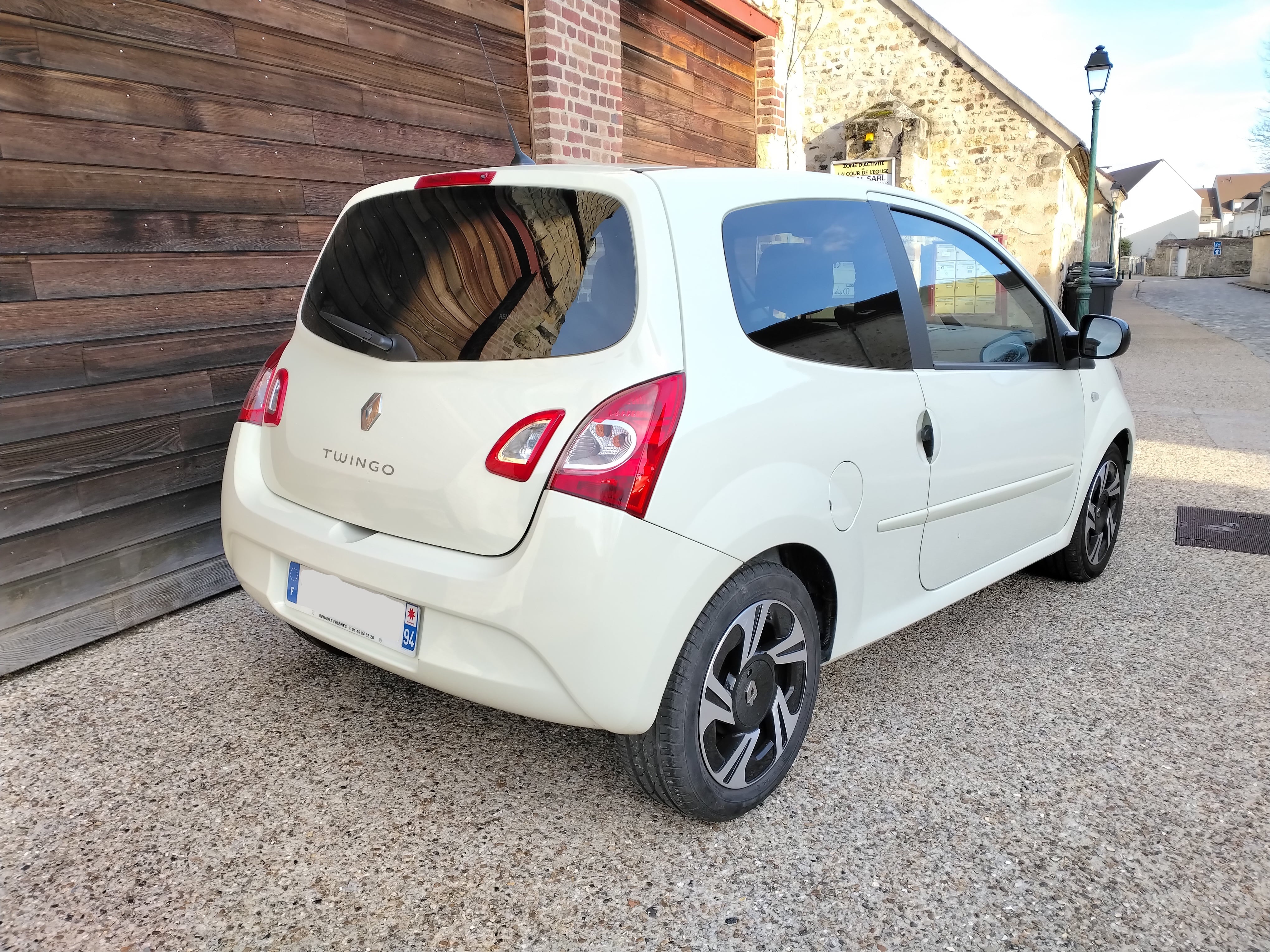 Renault Twingo II avec Audio Bluetooth
