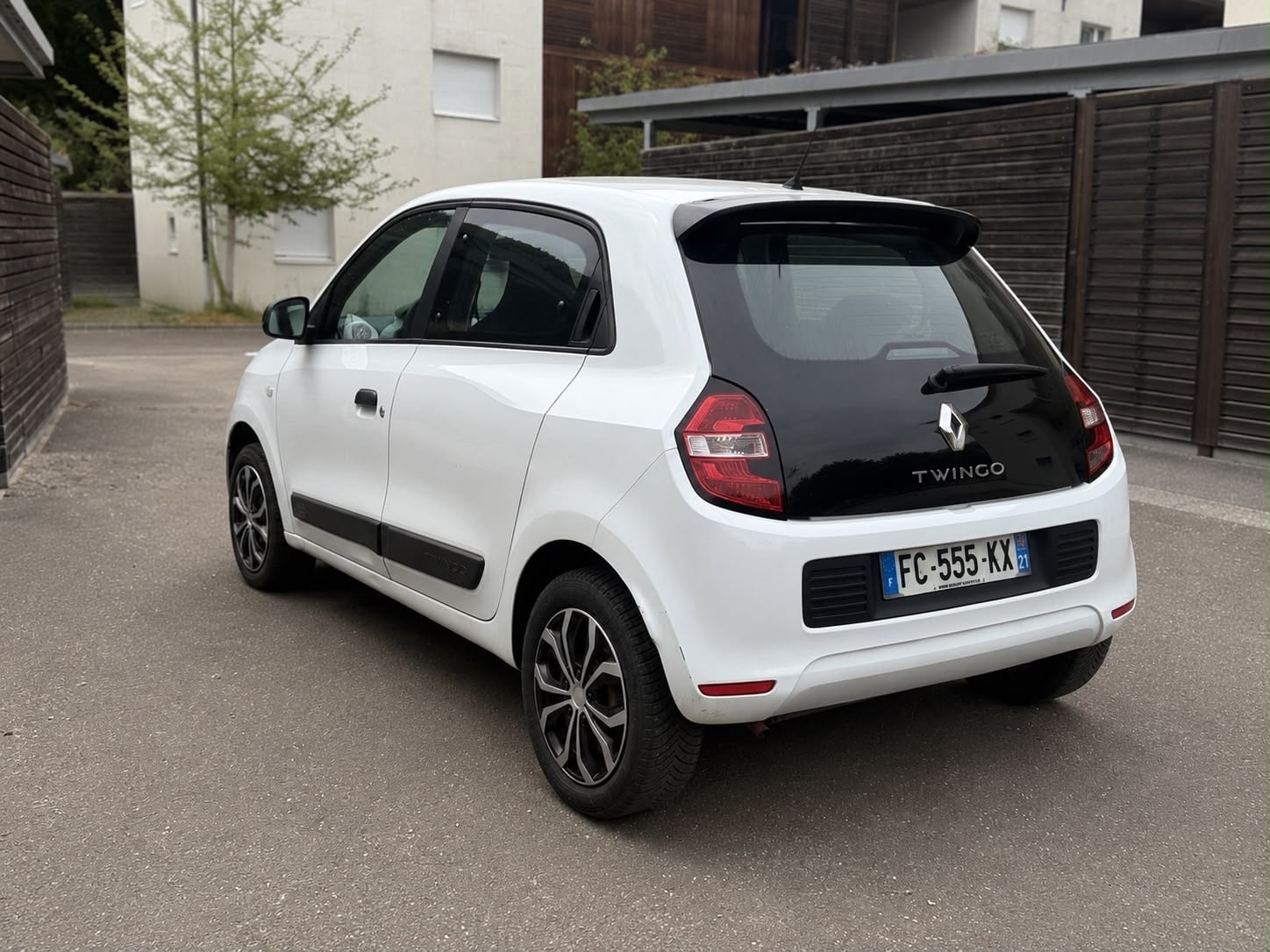 Renault Twingo III avec Siège bébé