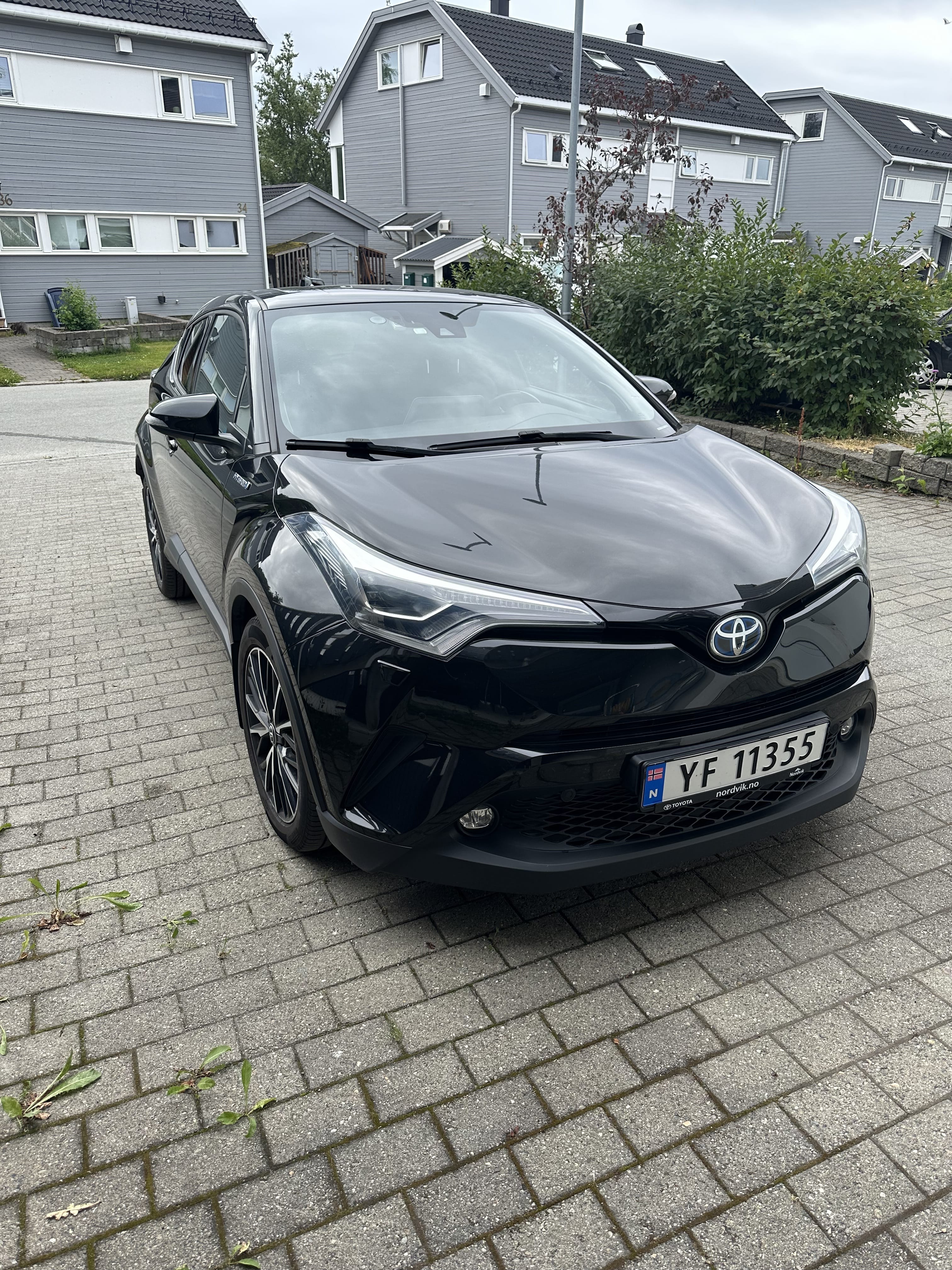 Toyota C-HR, 2017, Blyfri 95, automatisk