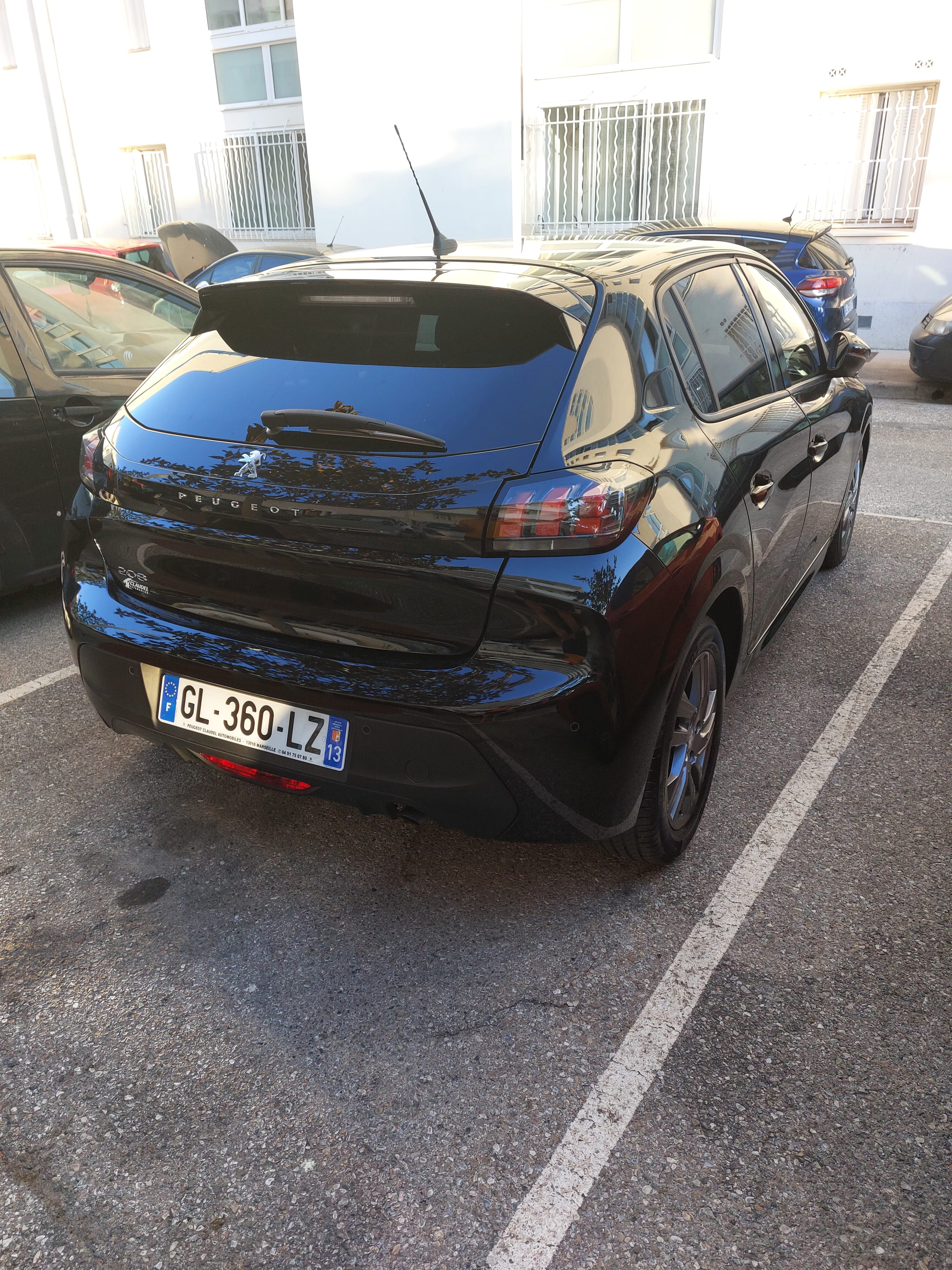 Peugeot 208 1.2 PureTech 100 ch mit Tempomat