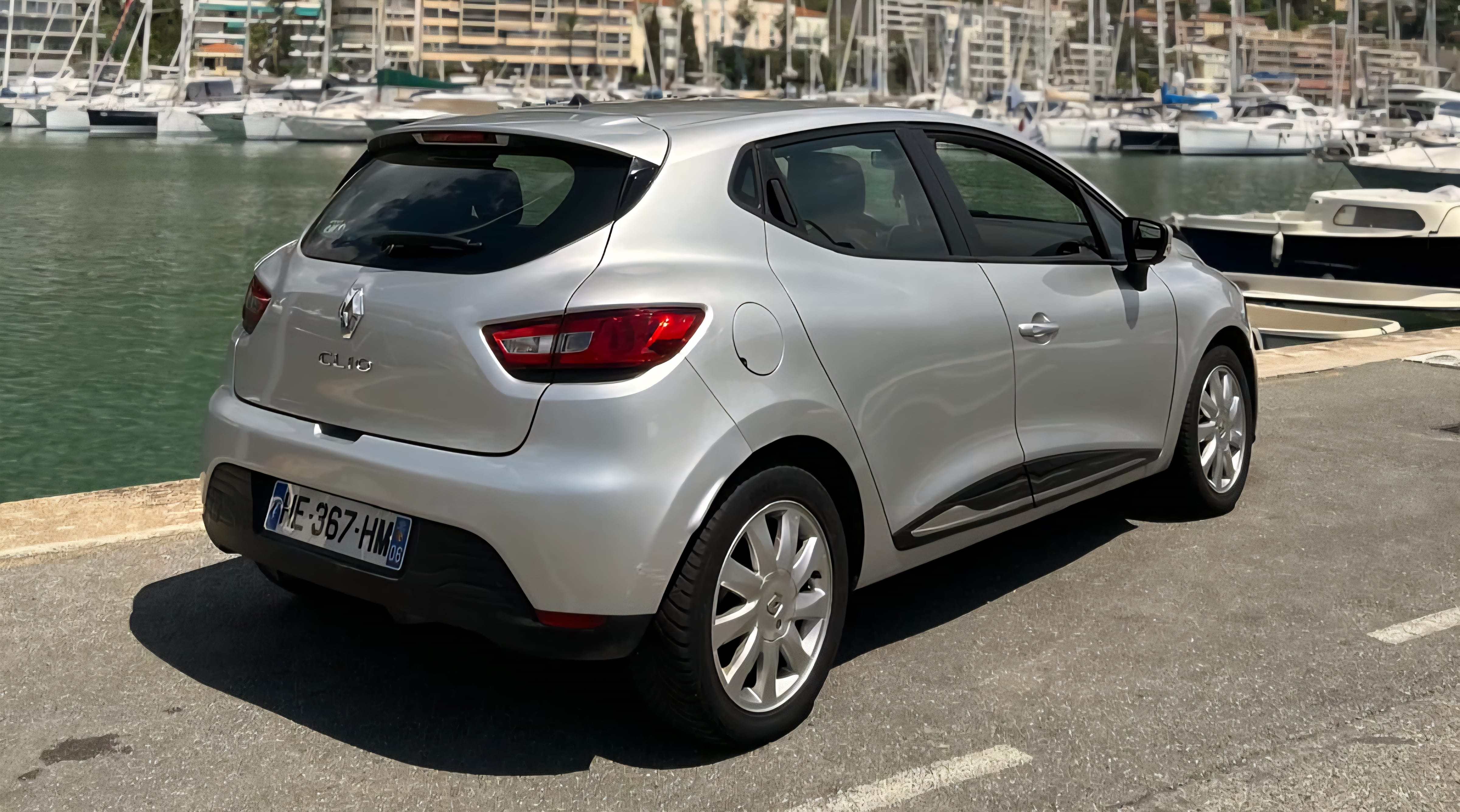 Renault Clio 1.2 16v 75 avec Audio Bluetooth