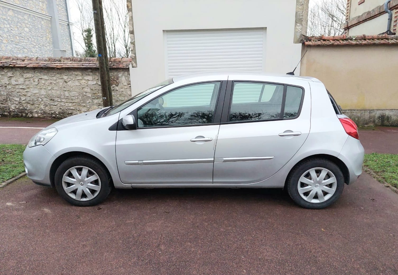 Renault Clio avec Climatisation