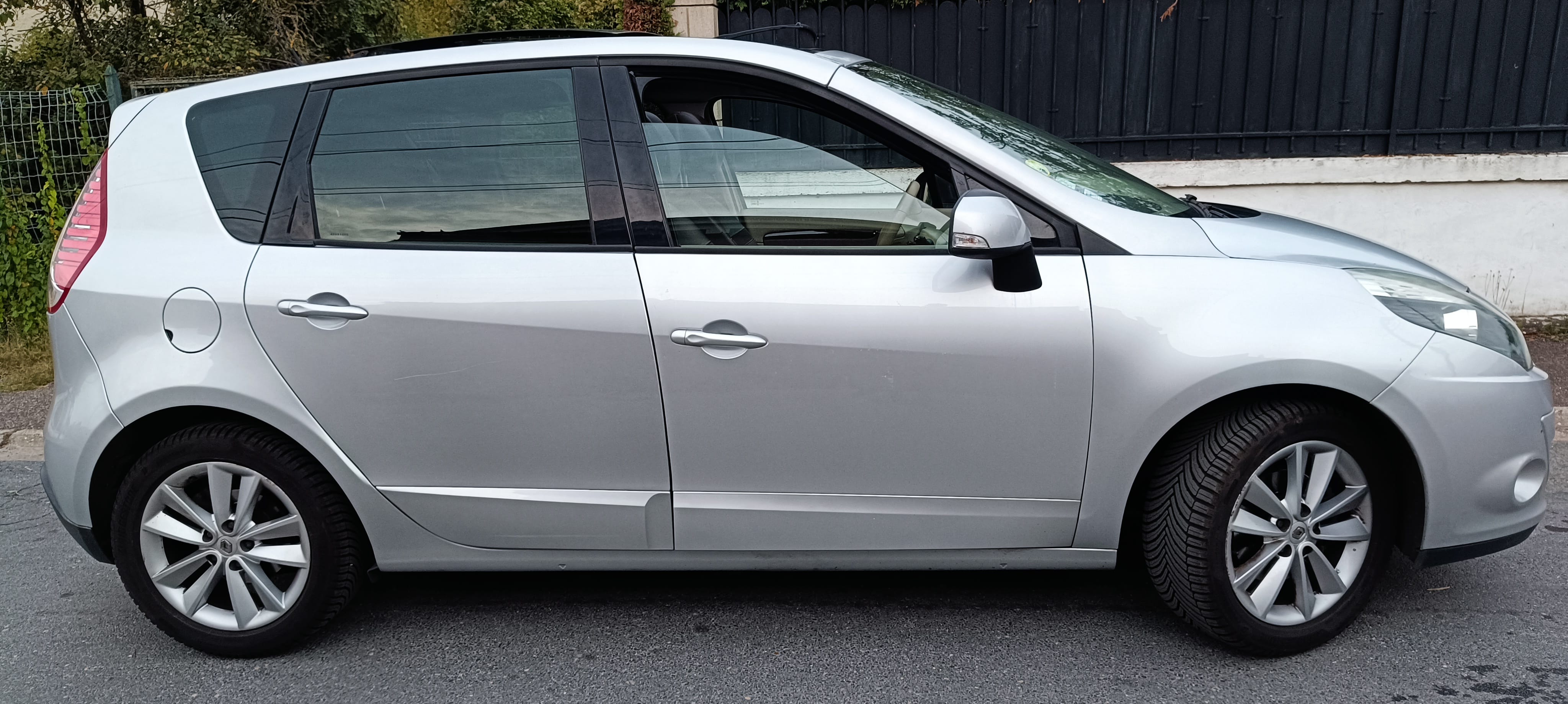Renault Scenic avec Audio Bluetooth