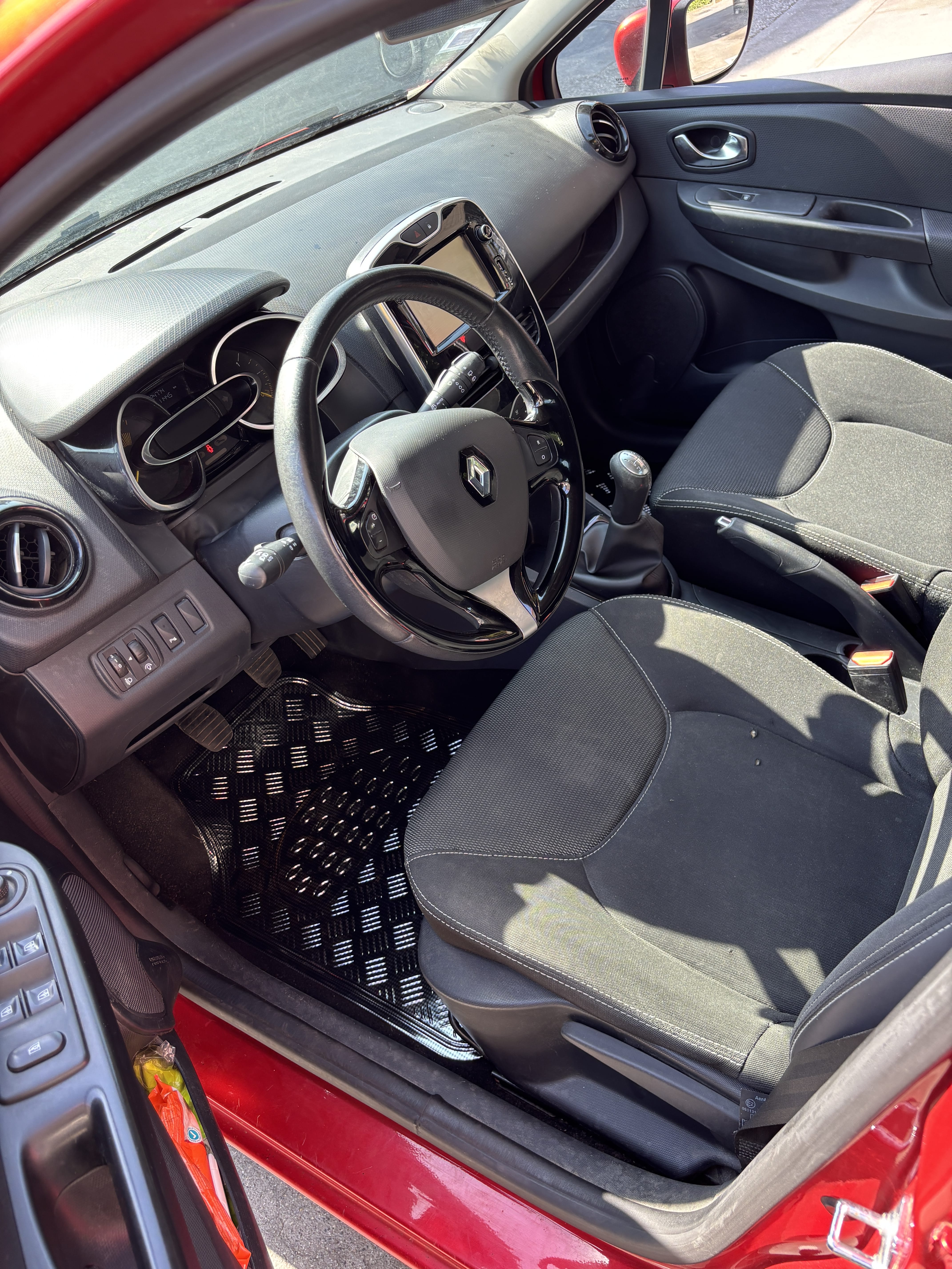 Renault Clio avec Régulateur de vitesse