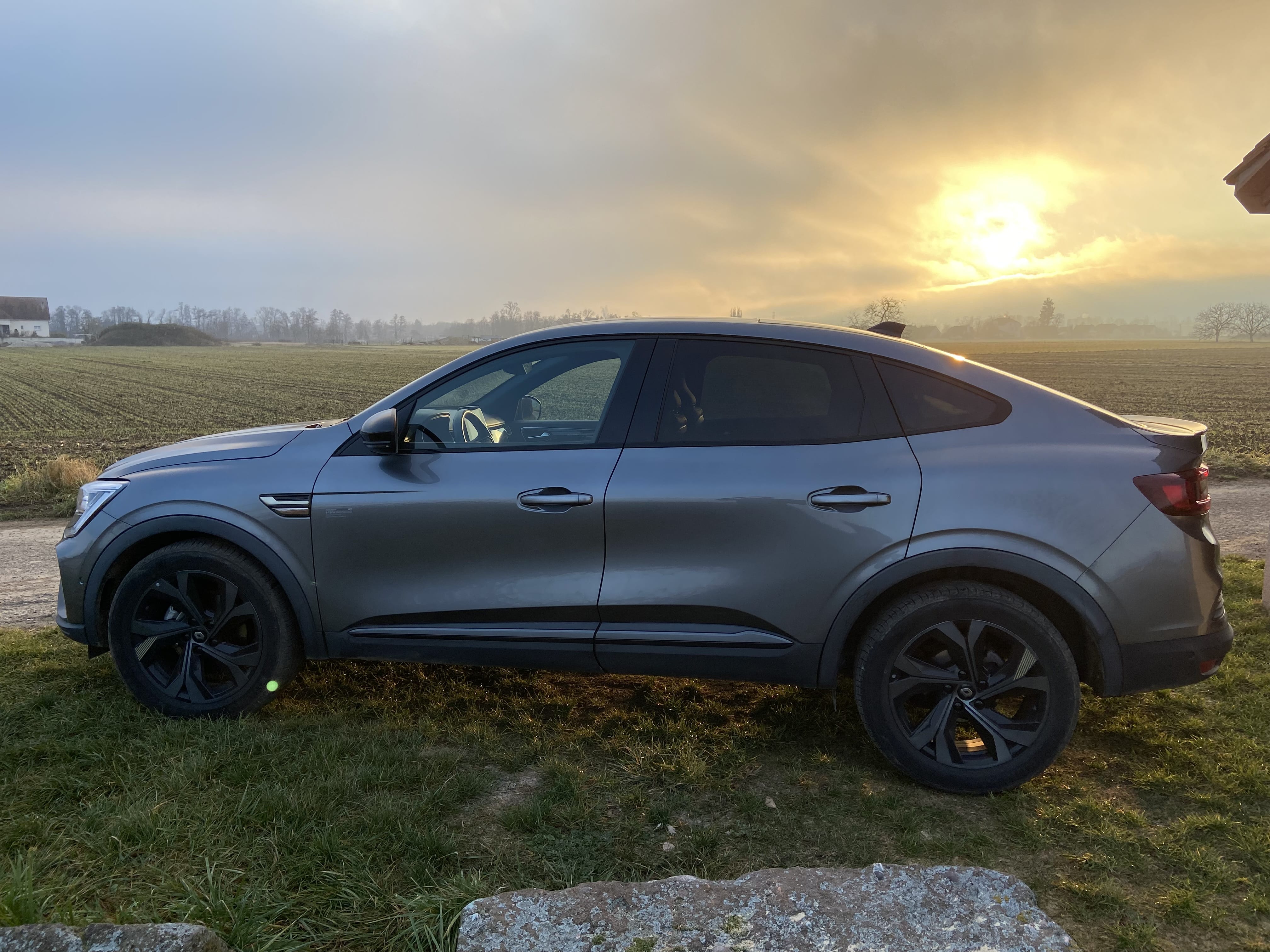 Renault Arkana E-Tech avec Apple CarPlay