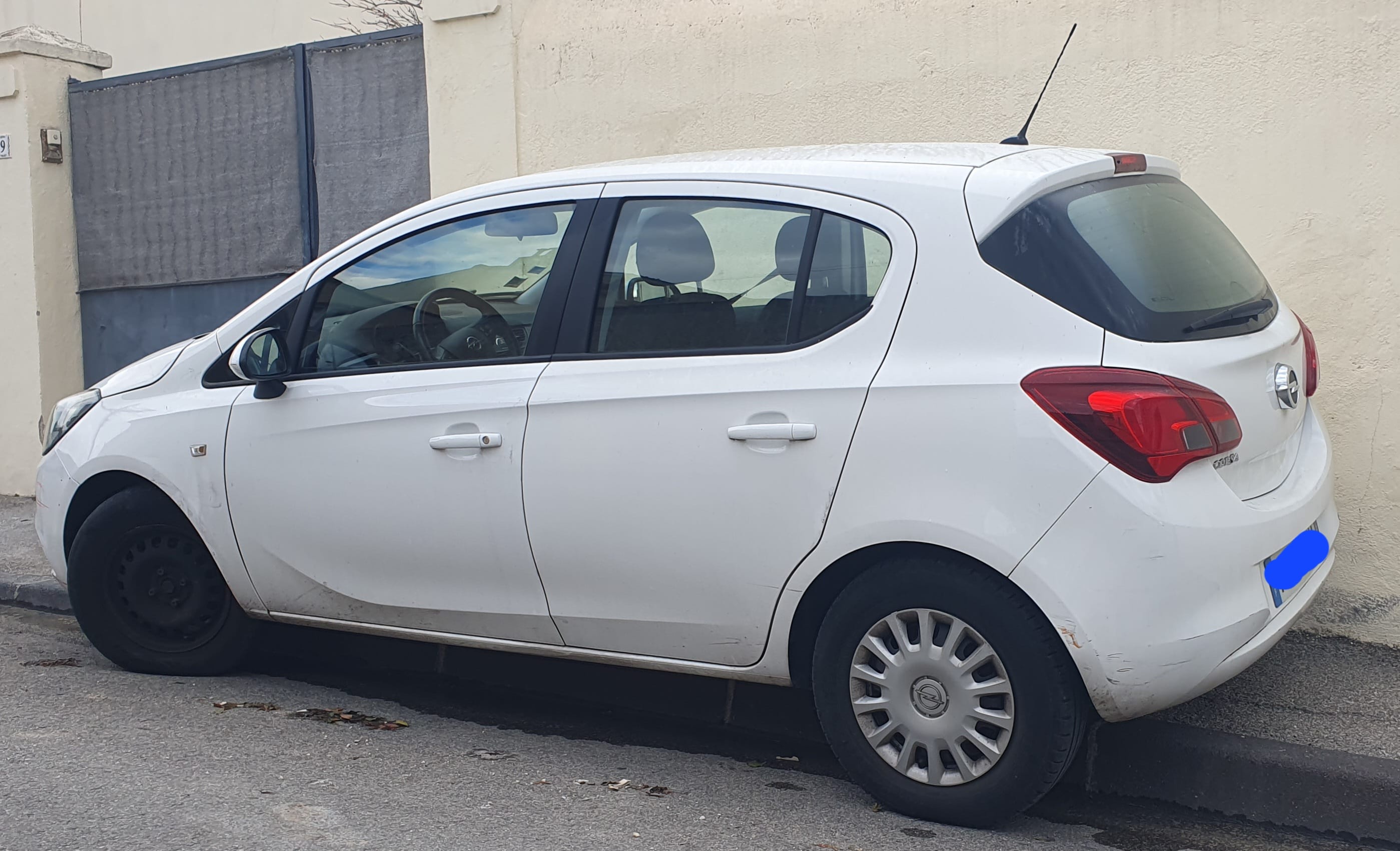 Opel Corsa with Cruise control