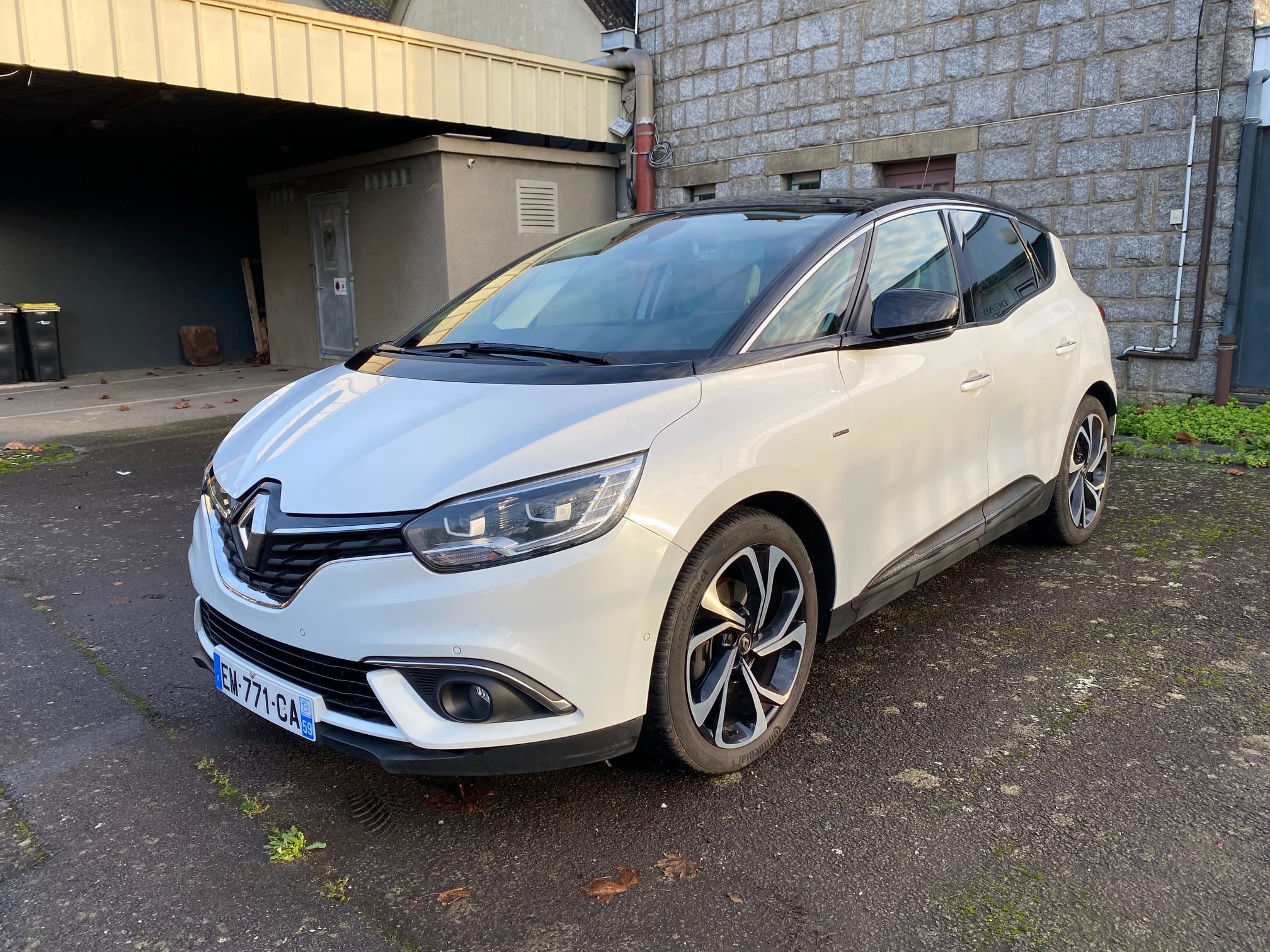 Renault Scenic, 2017, Essence 95