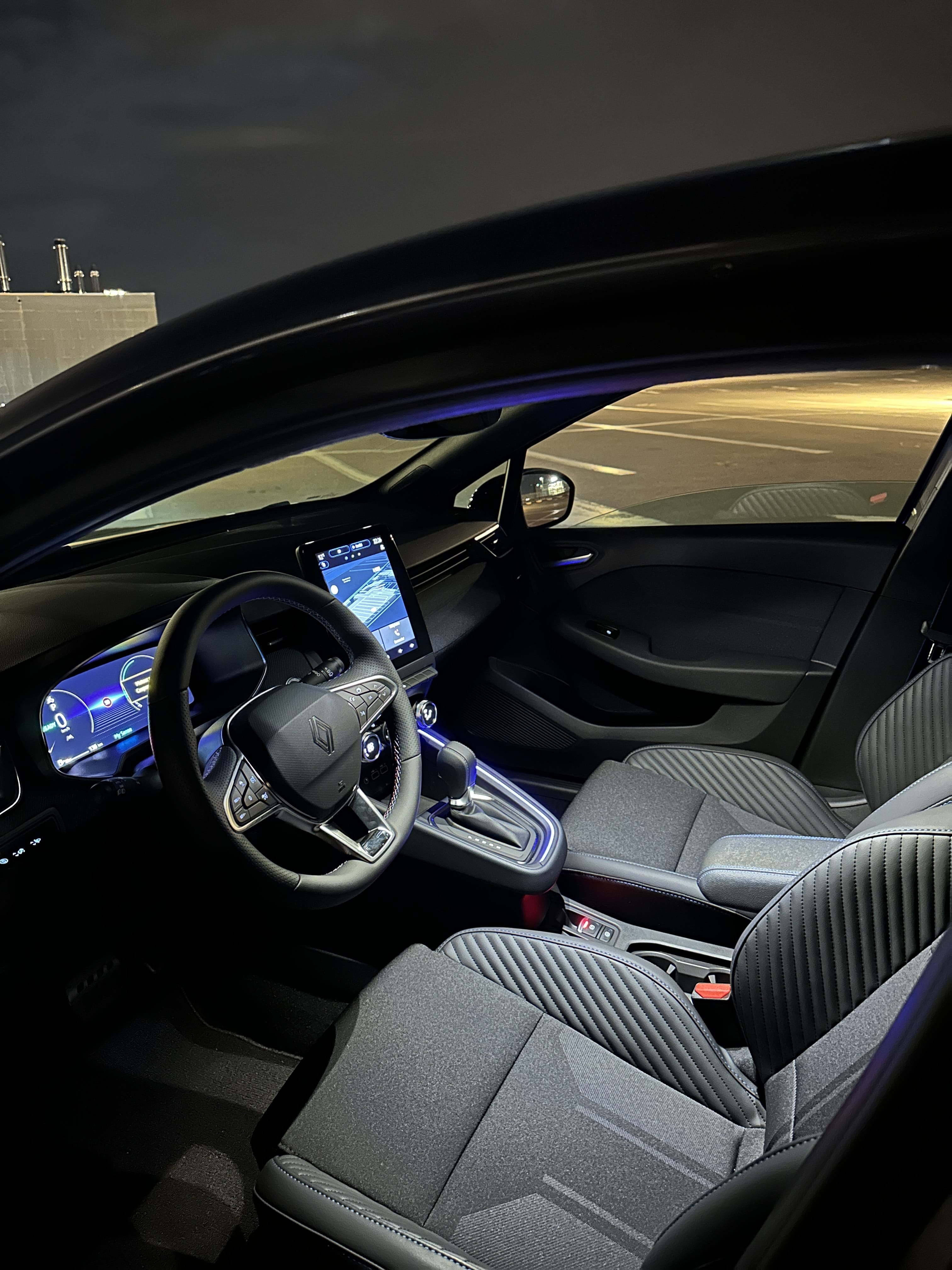 Renault Clio E-tech avec Régulateur de vitesse