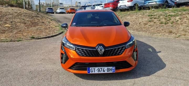 Renault Clio, 2023, Essence 95