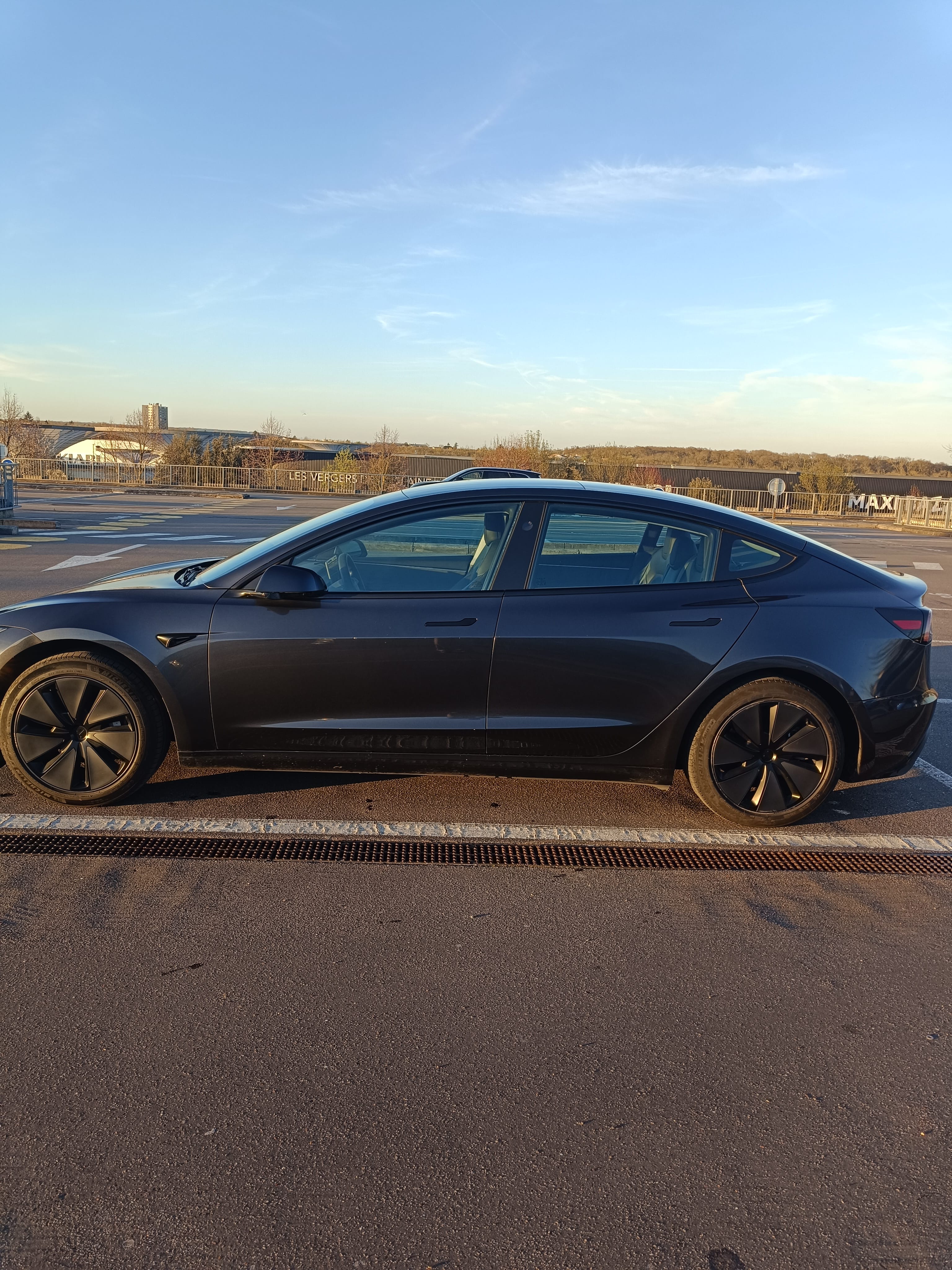 Tesla Model 3 avec Climatisation