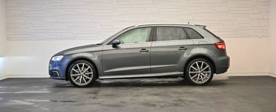 Audi A3 e-tron avec Climatisation