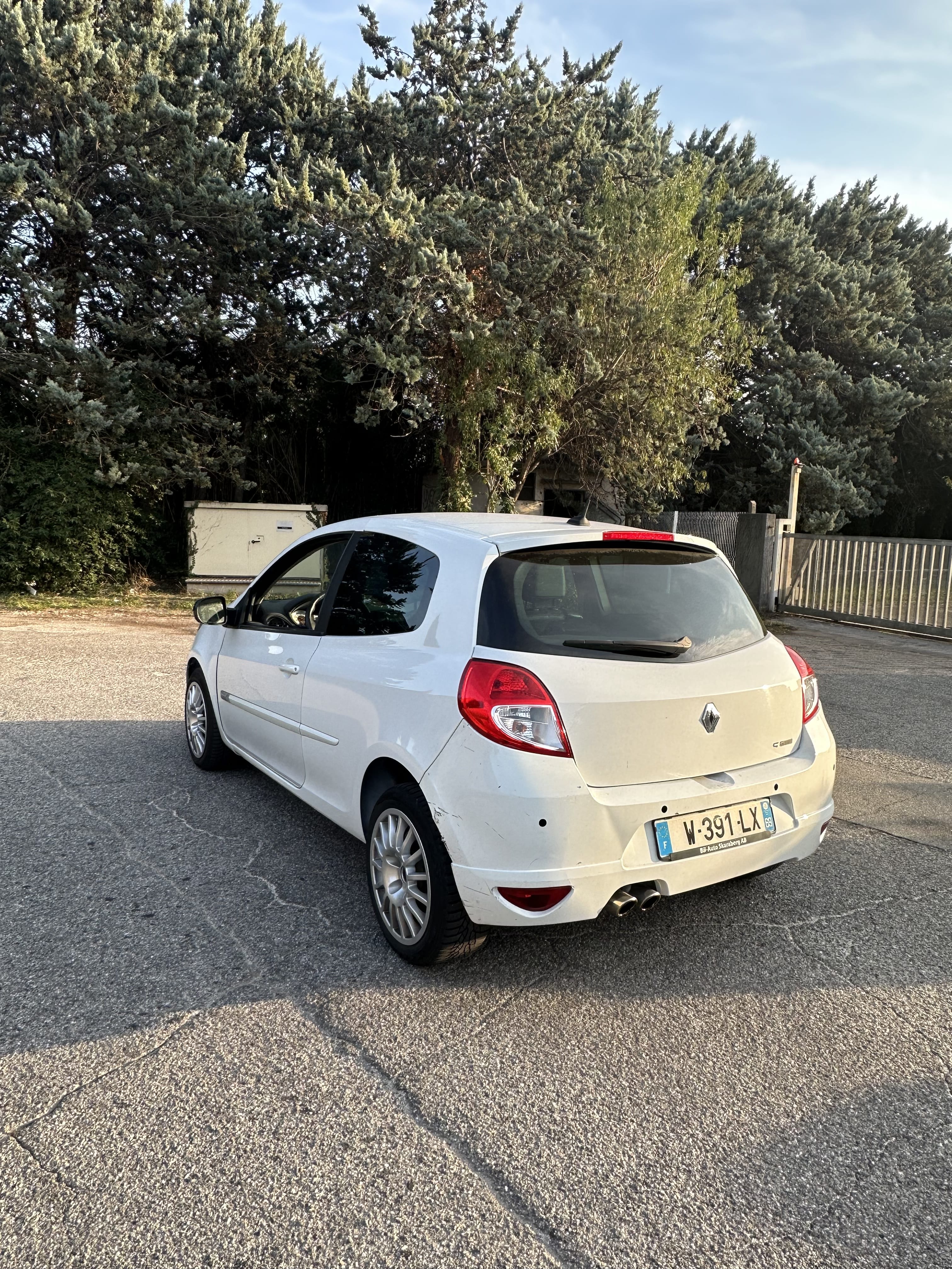Renault Clio III GT 1.6 128ch avec Régulateur de vitesse