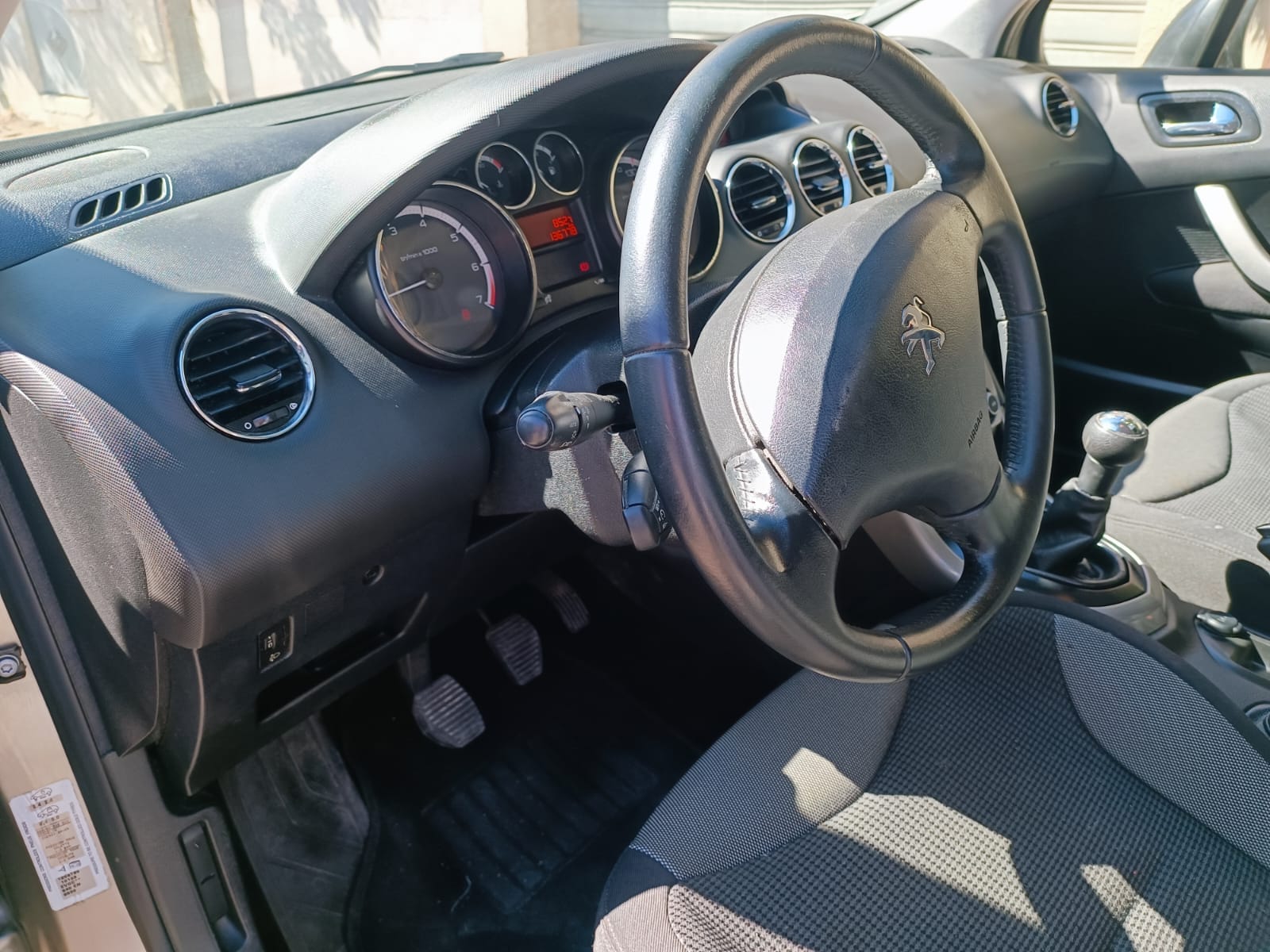 Peugeot 308