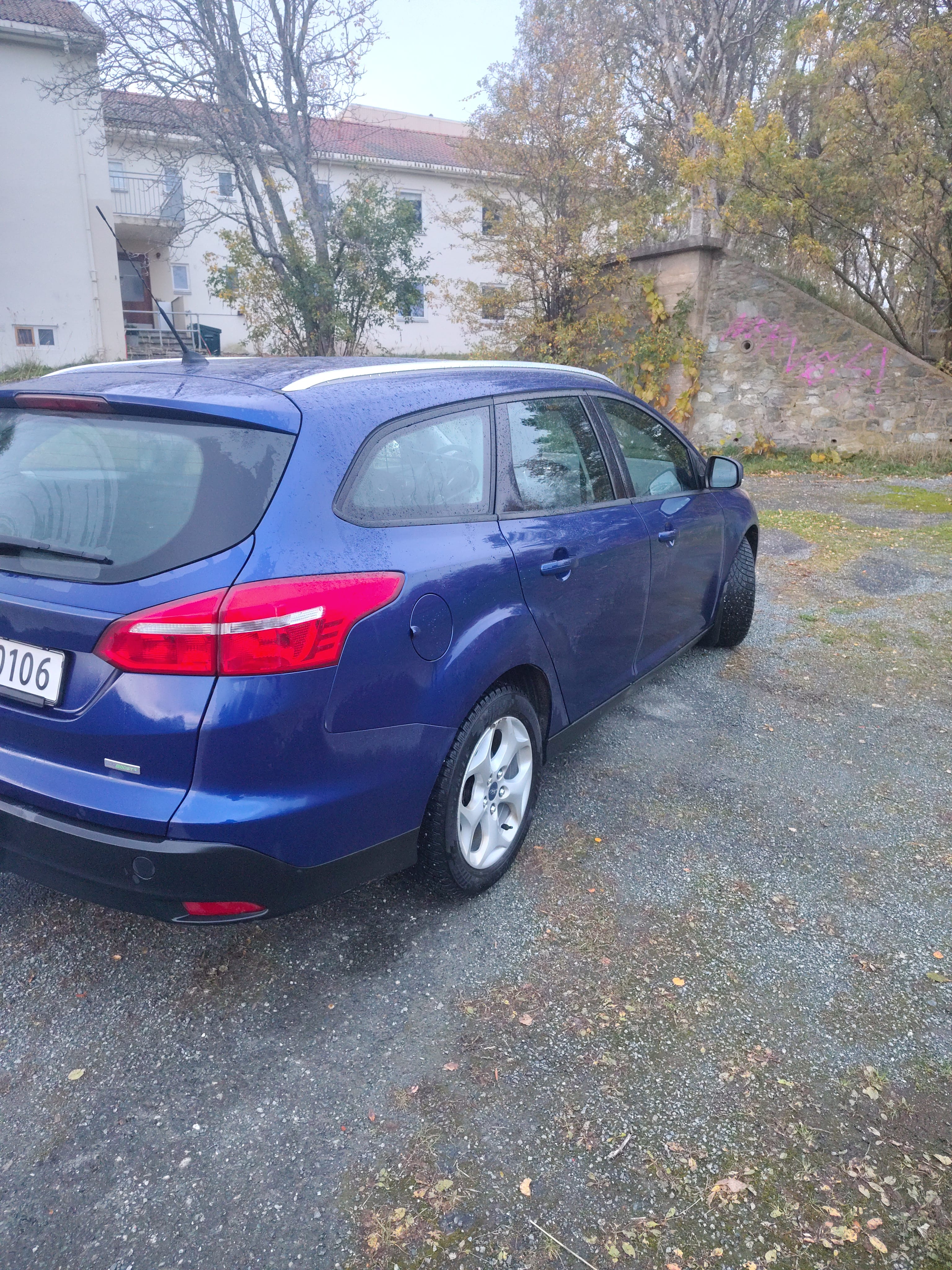 Ford Focus Romslig stasjonsvogn med Bluetooth audio