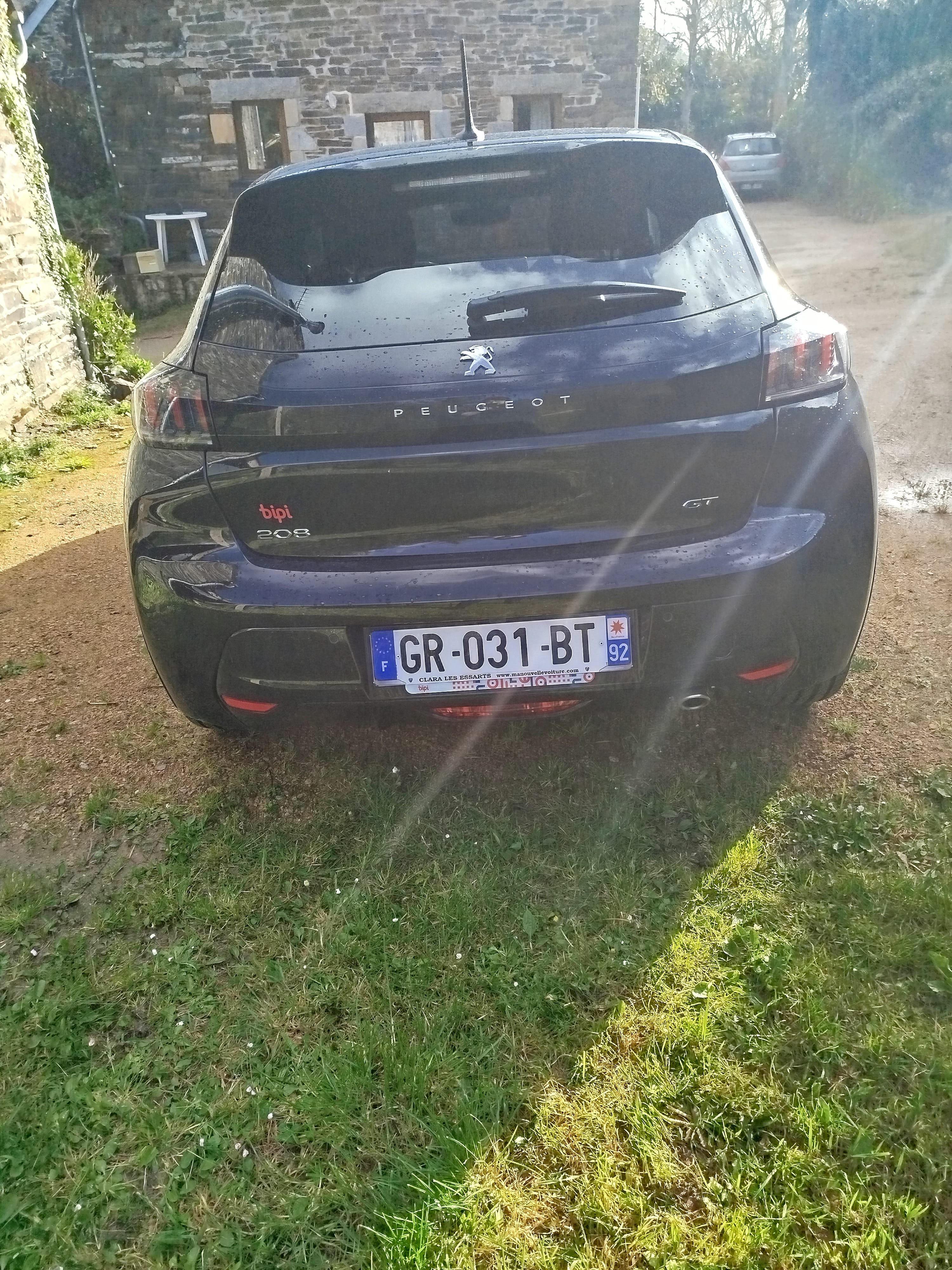 Peugeot 208 GTI avec GPS