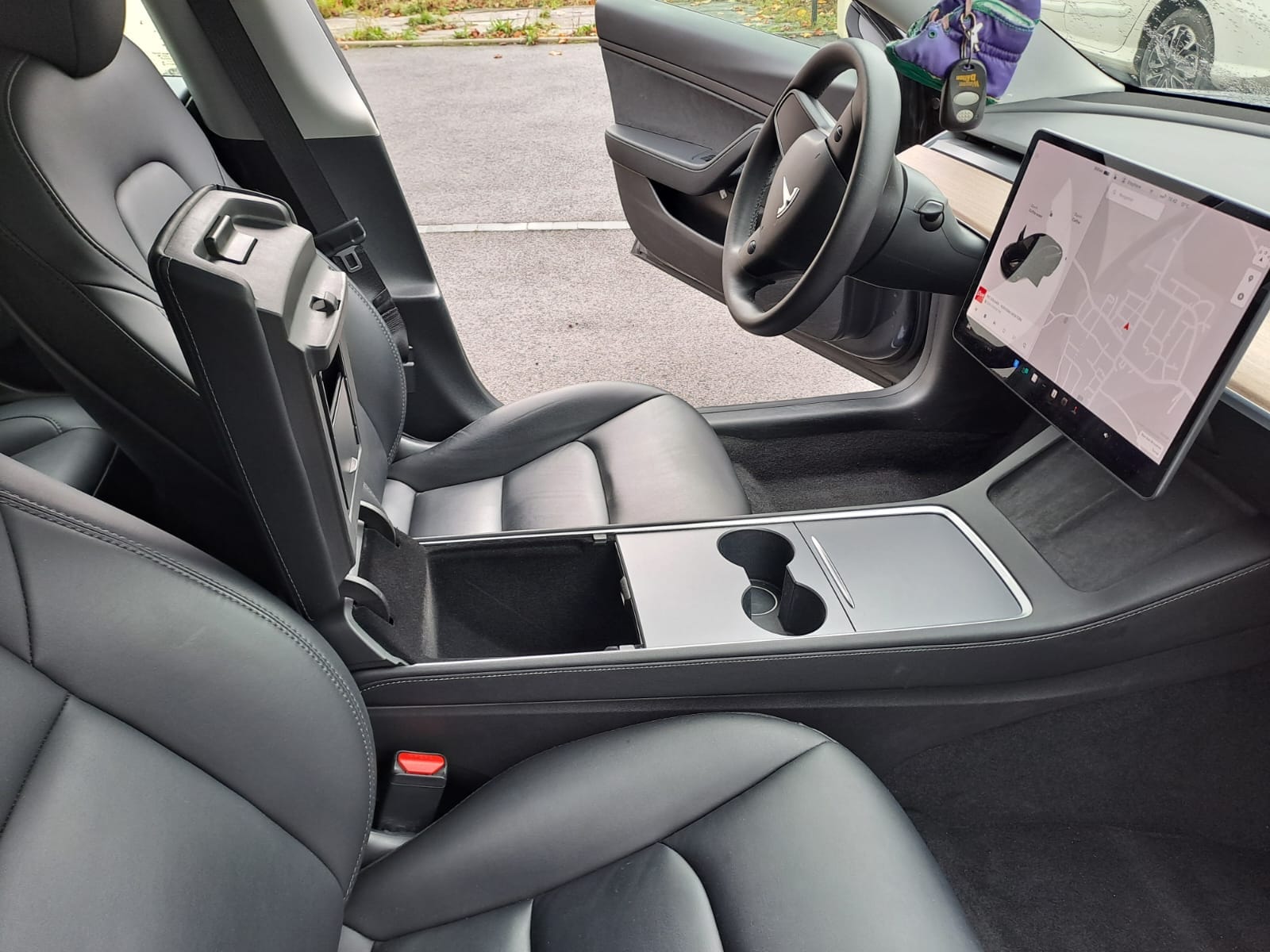 Tesla Model 3 Standard Range Plus avec GPS