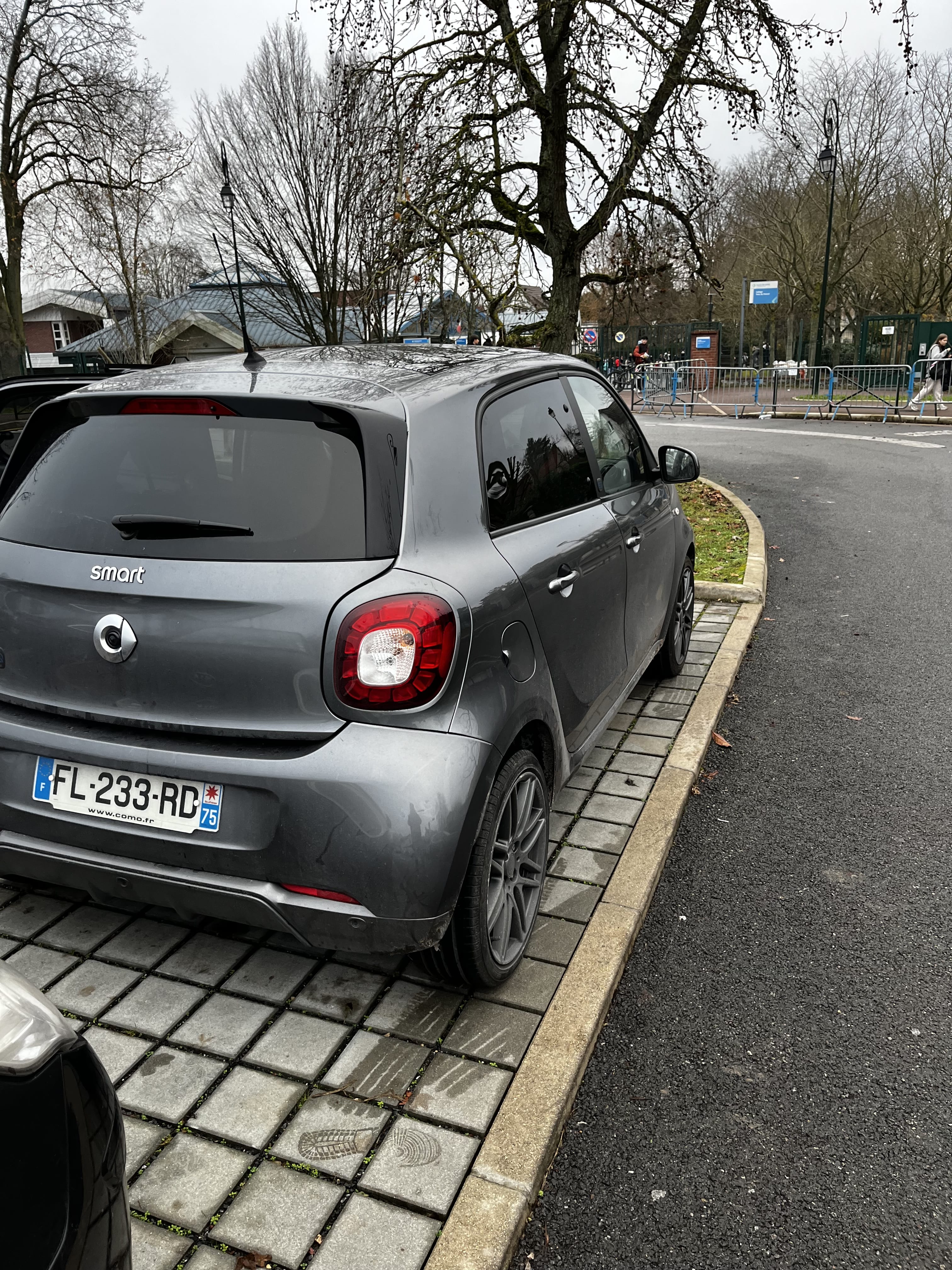 Smart Forfour Électrique Brabus Style avec Régulateur de vitesse