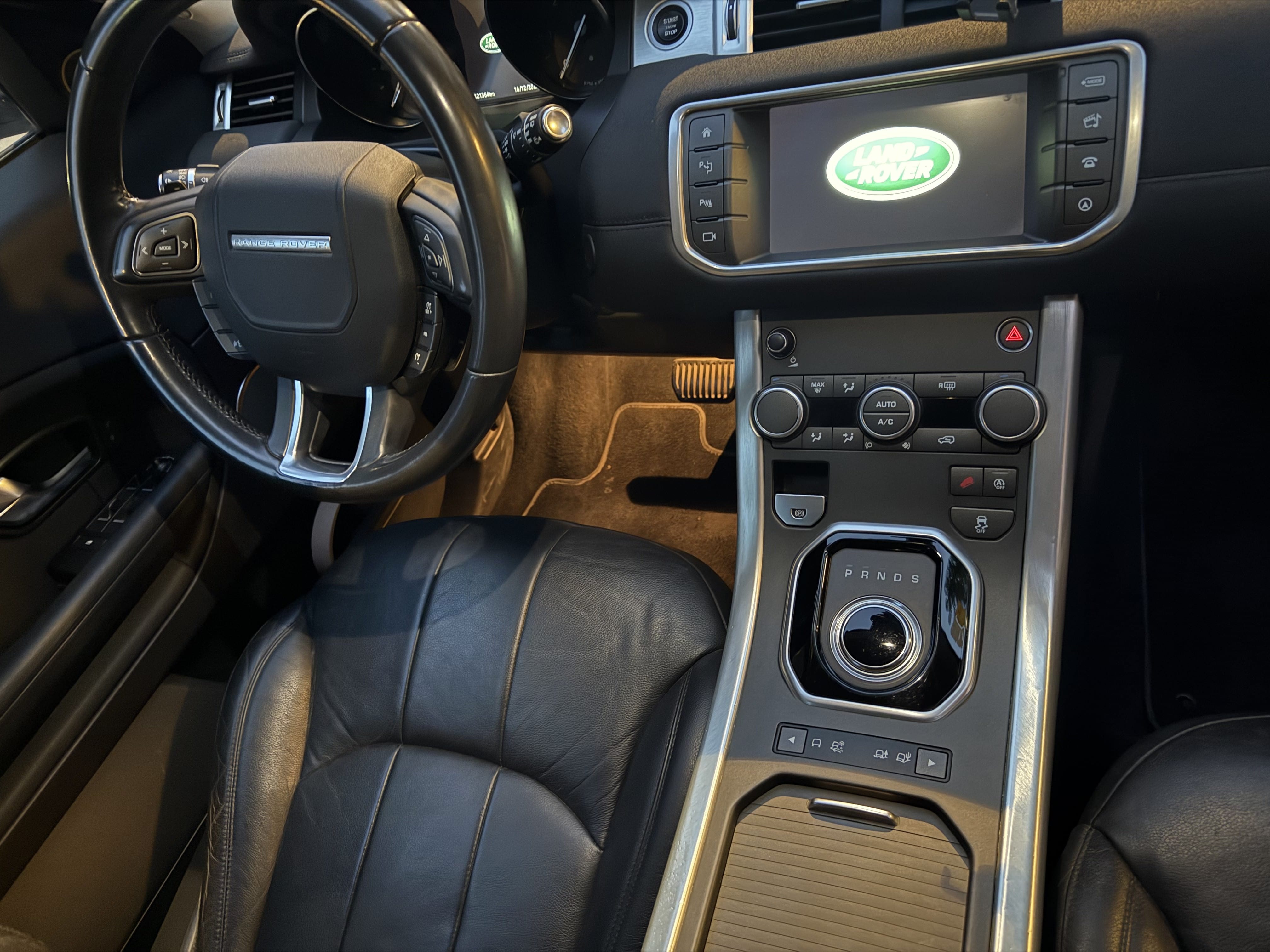 Land-Rover Range Rover Evoque