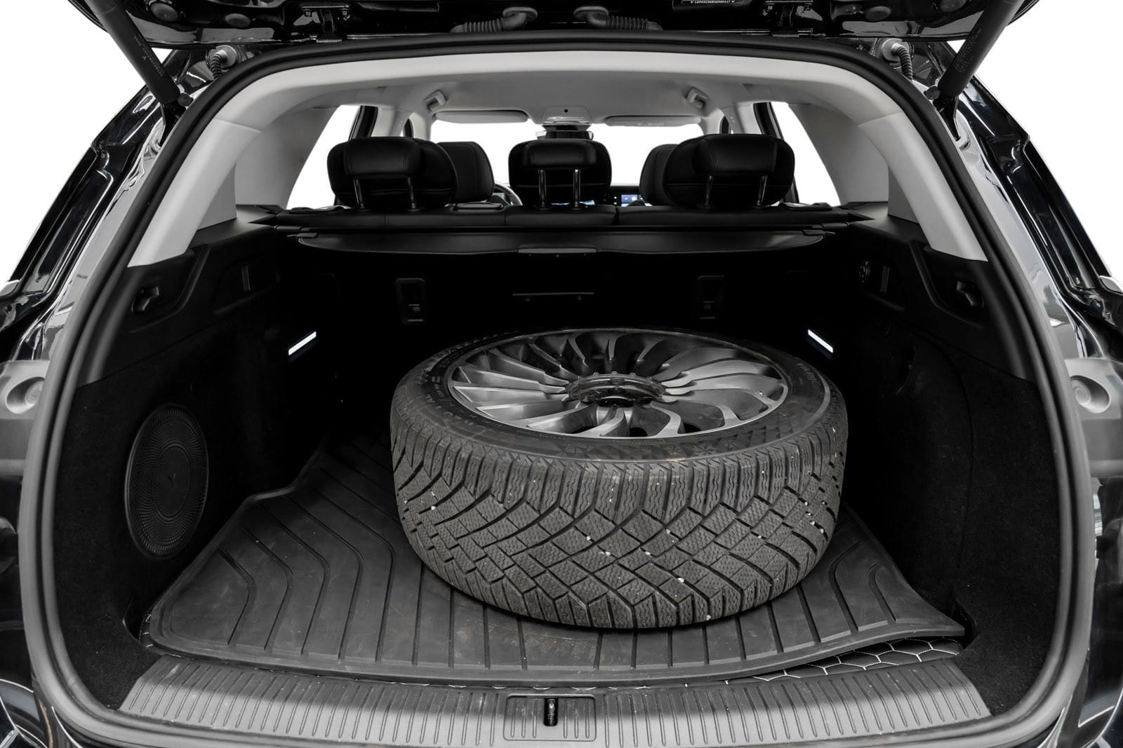 Voyah Free 500/300 km rekkevidde, med skiboks with Apple CarPlay