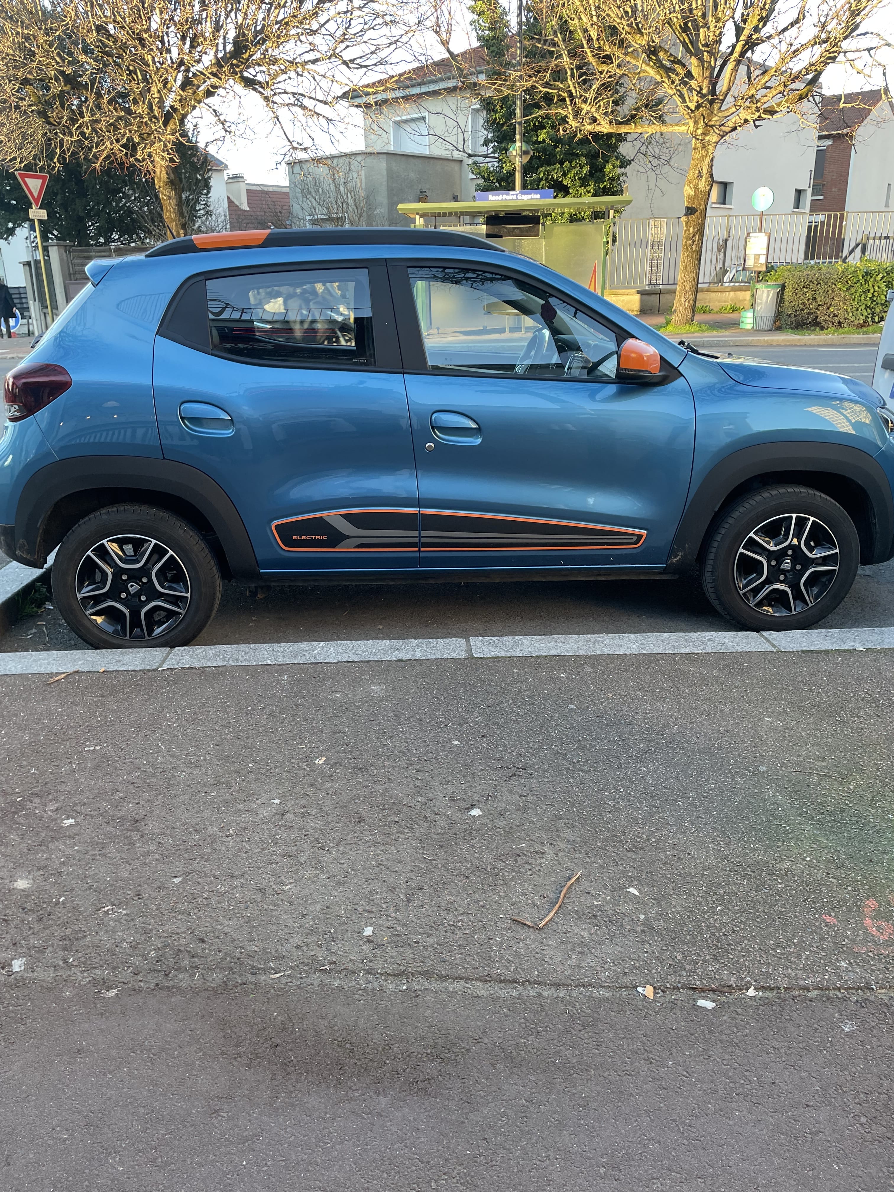 Dacia Spring avec Climatisation