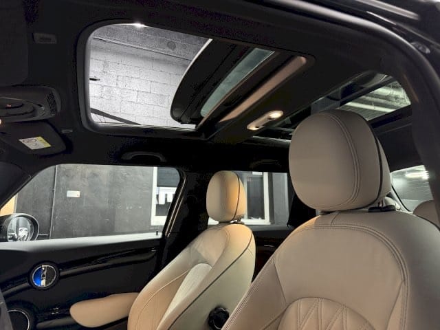 Mini Cooper S 5 Portes avec Audio Bluetooth