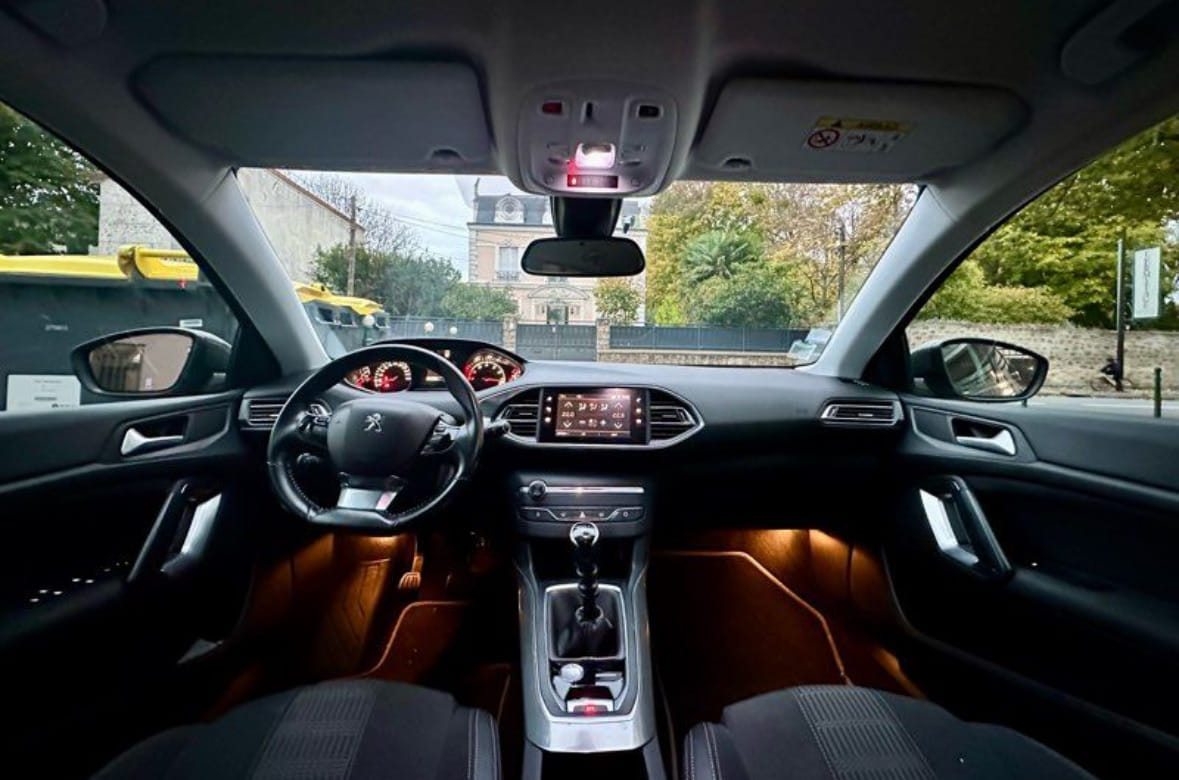Peugeot 308 SW avec GPS