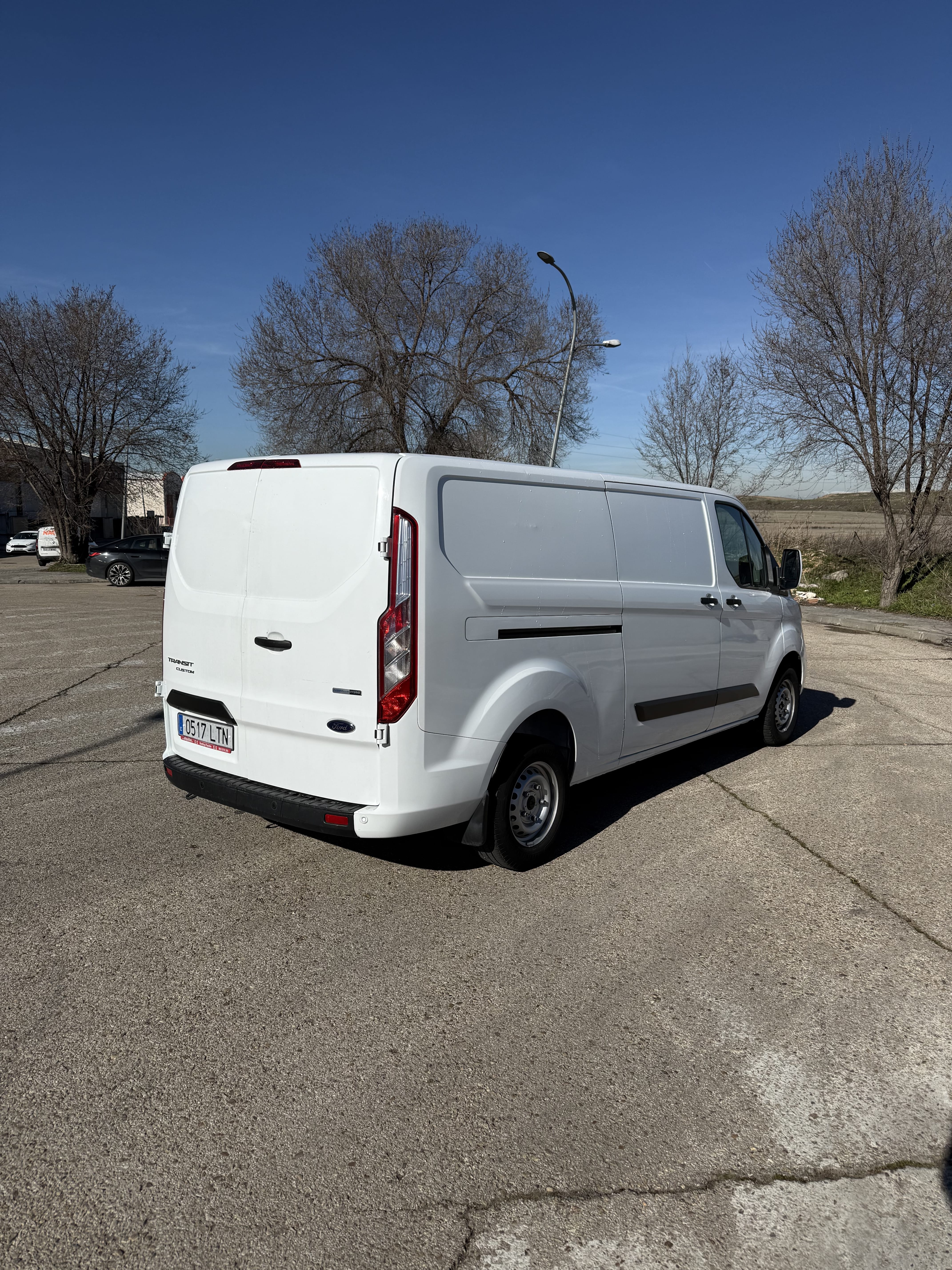 Ford Transit Custom Furgoneta Etiqueta Eco 130cv con Control de velocidad