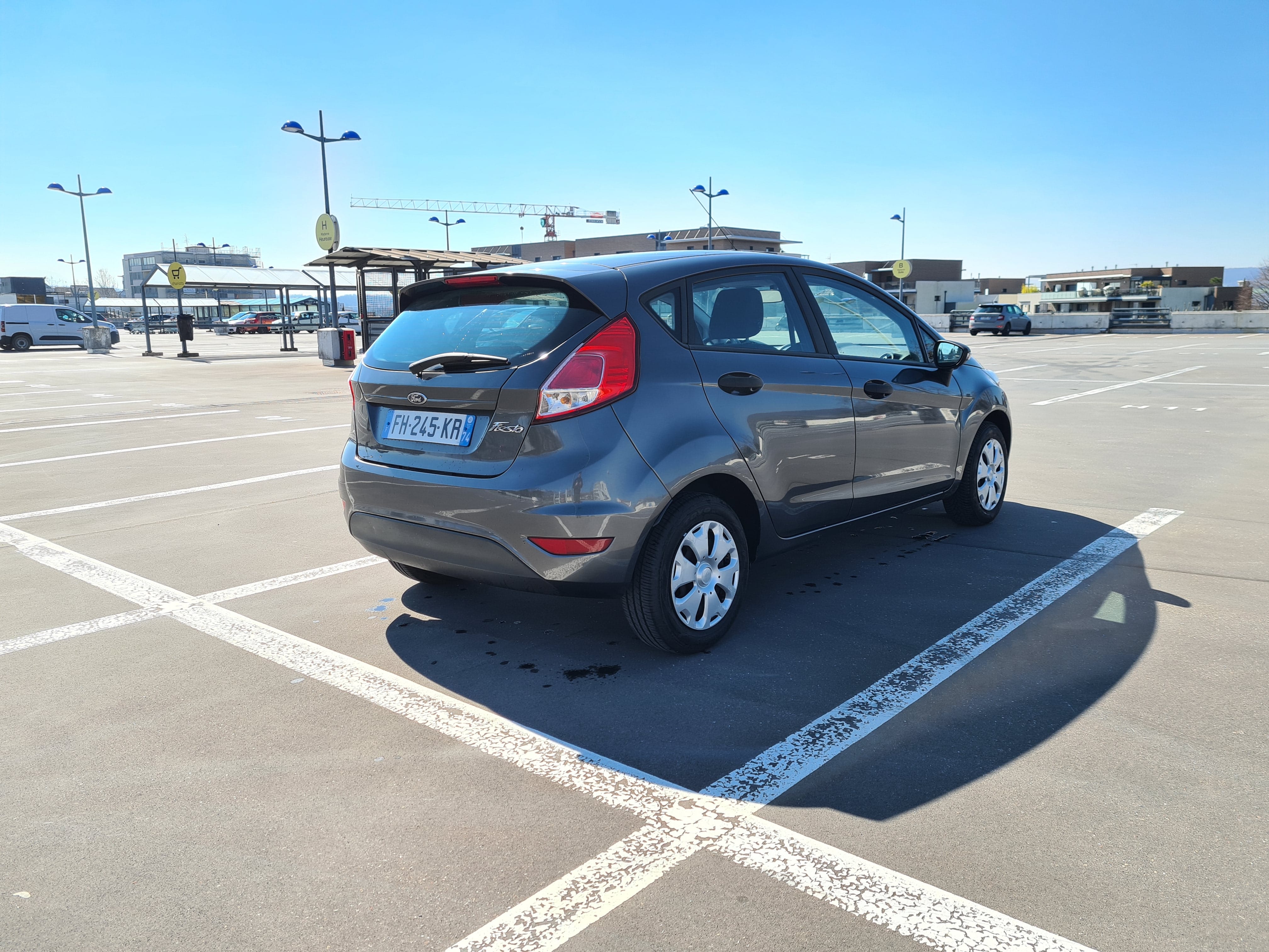 Ford Fiesta avec Entrée audio / iPod