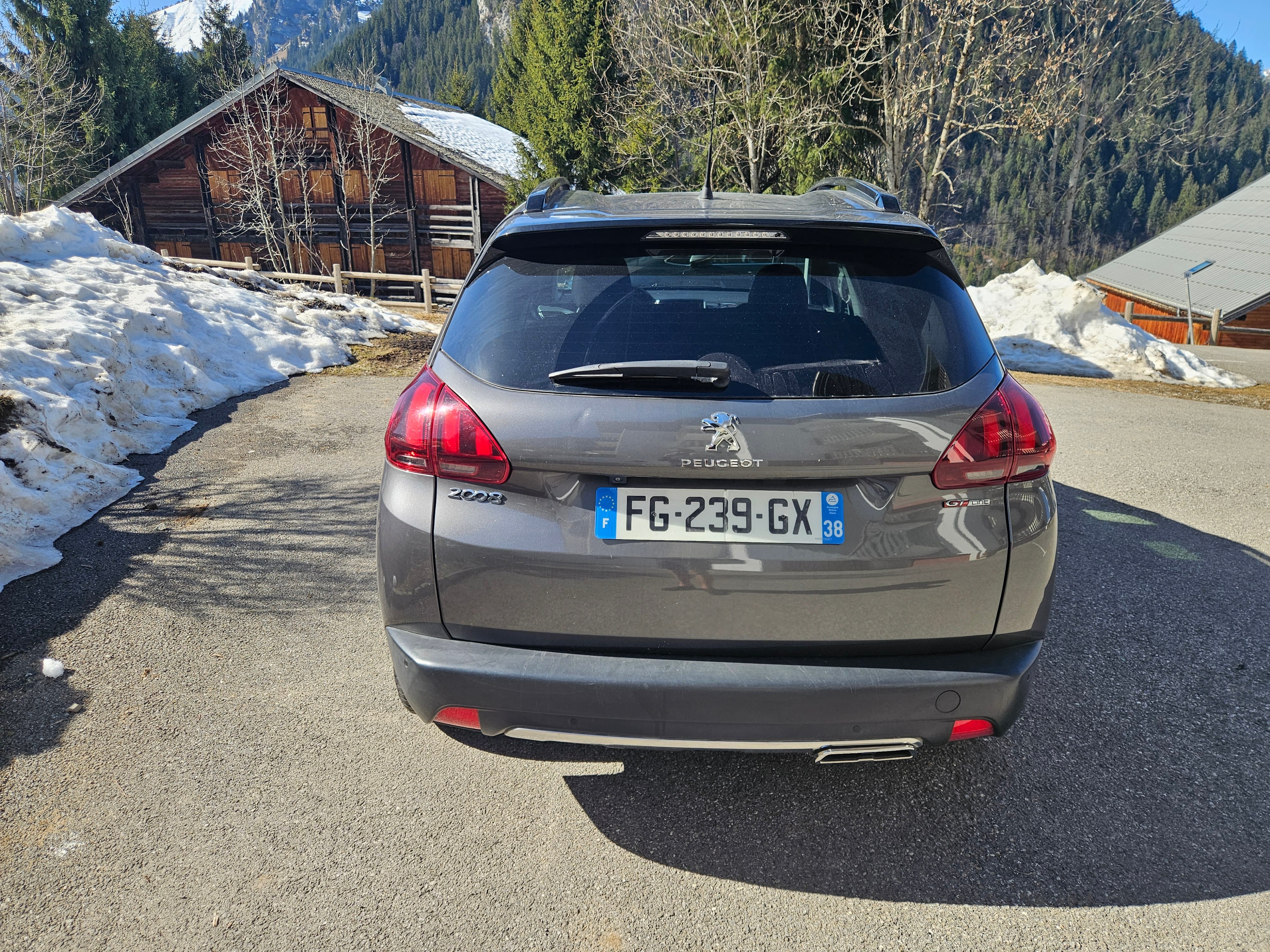 Peugeot 2008 avec Apple CarPlay