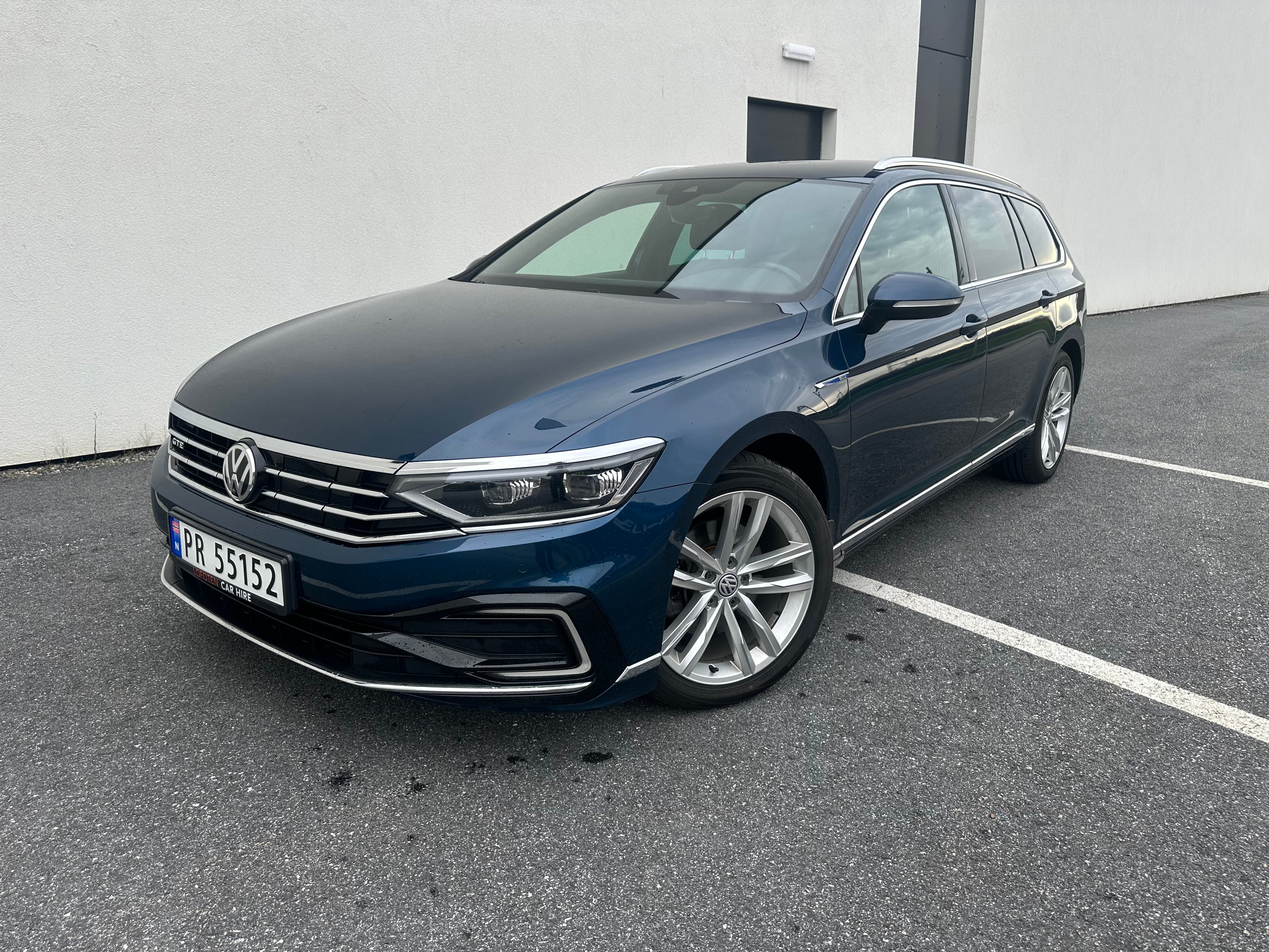 Volkswagen Passat SW GTE Hybrid med Apple CarPlay
