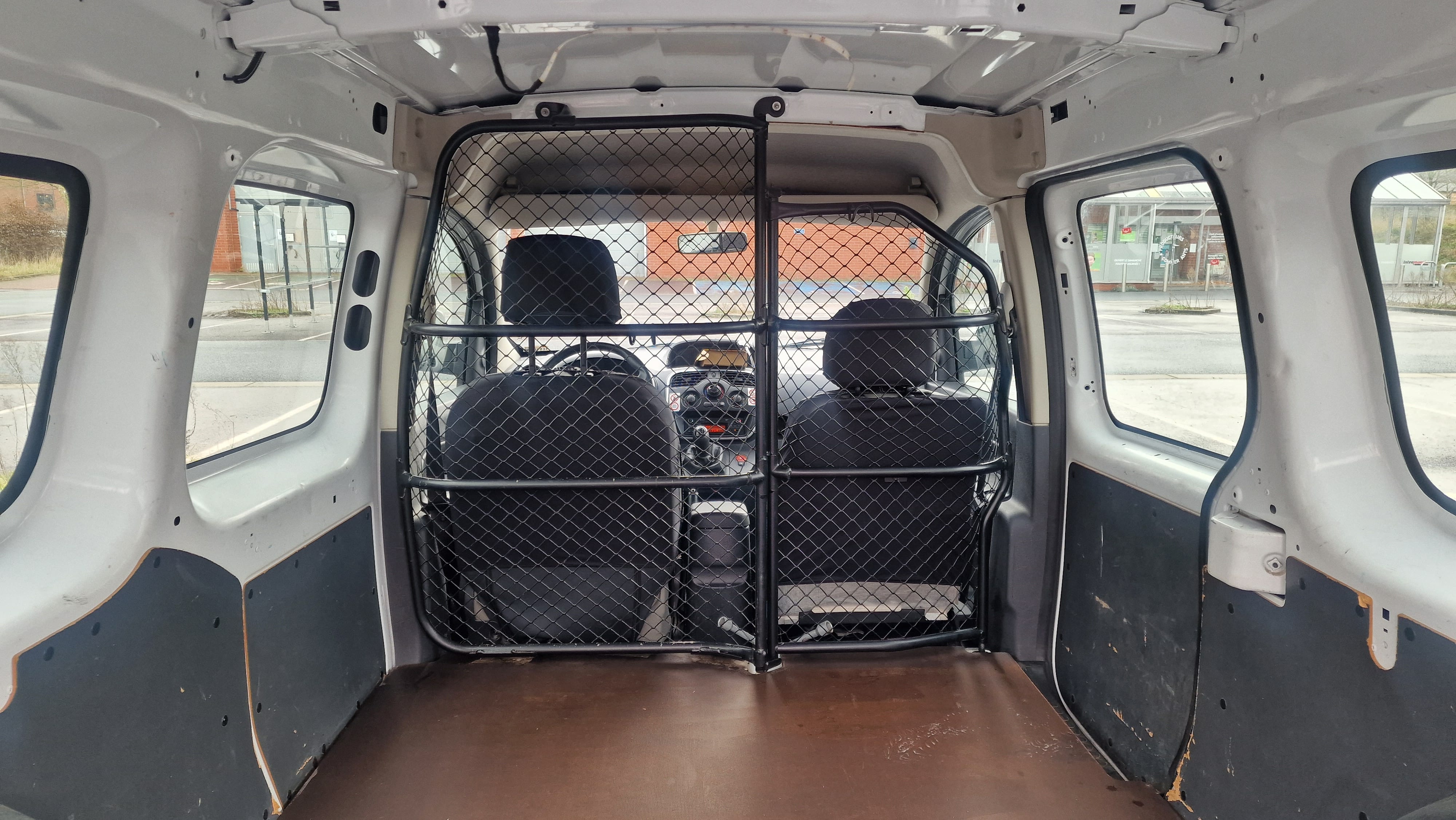 Renault Kangoo with Car radio