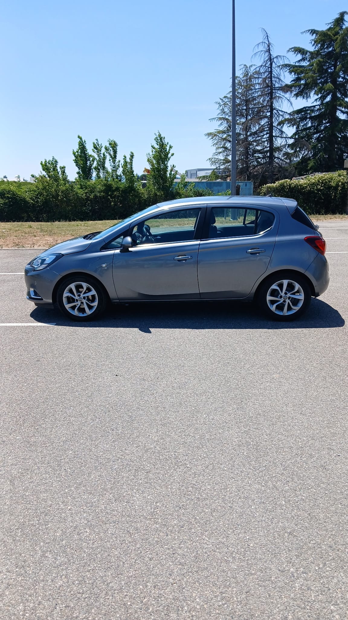 Opel Corsa avec Climatisation
